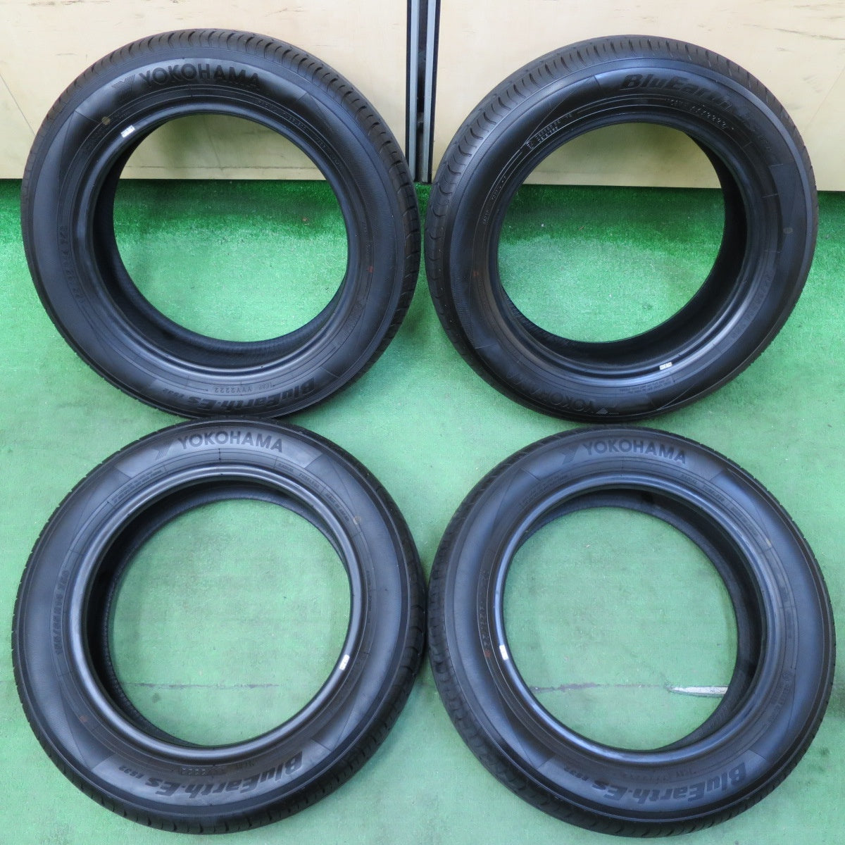 [送料無料] 4本価格！22年★155/65R14 ヨコハマ BluEarth-ES ES32 タイヤ 14インチ N-BOX ムーヴ タント ワゴンR 等★4110803イノタ
