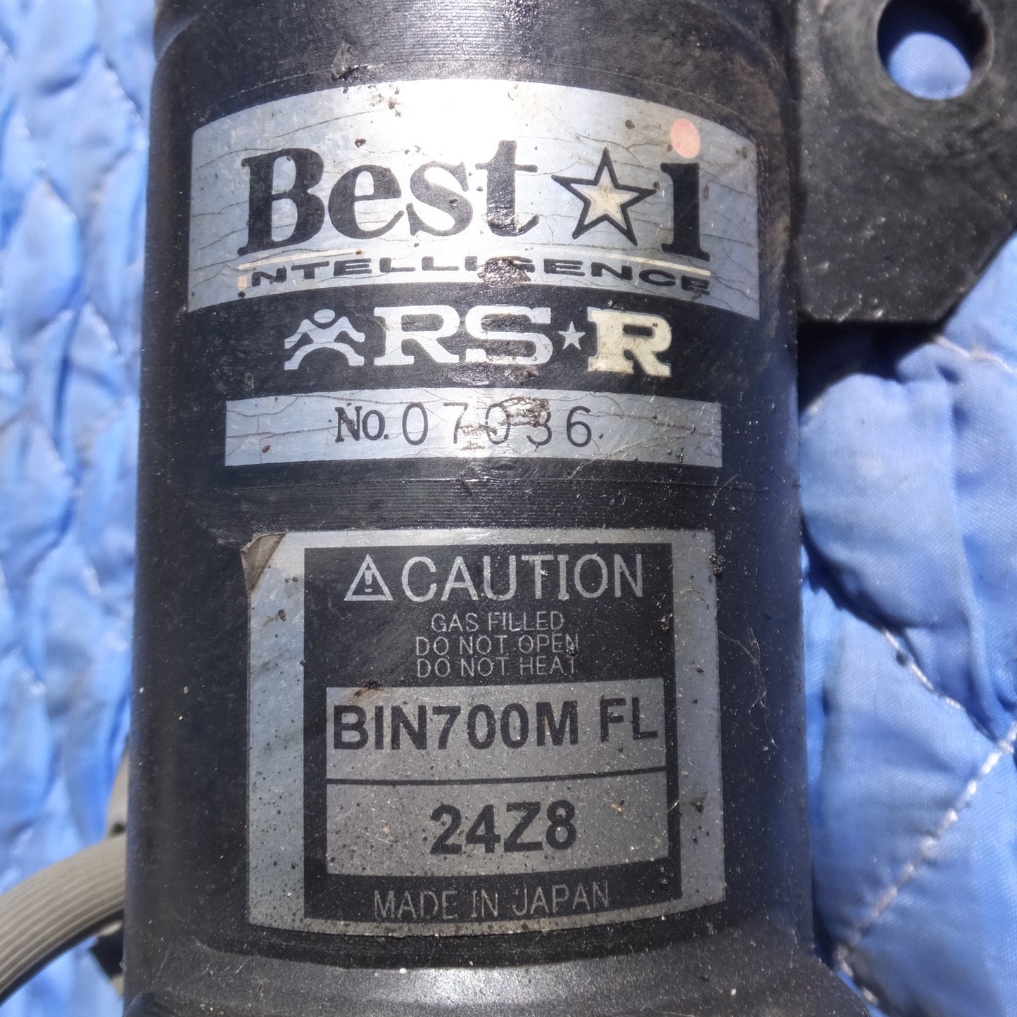 [送料無料] 岐阜発 現状品★RS-R 日産 セレナ CC25 車高調 BIN700M FL　BIN700M FR　BIN700M R　サスペンション 一式 セット★