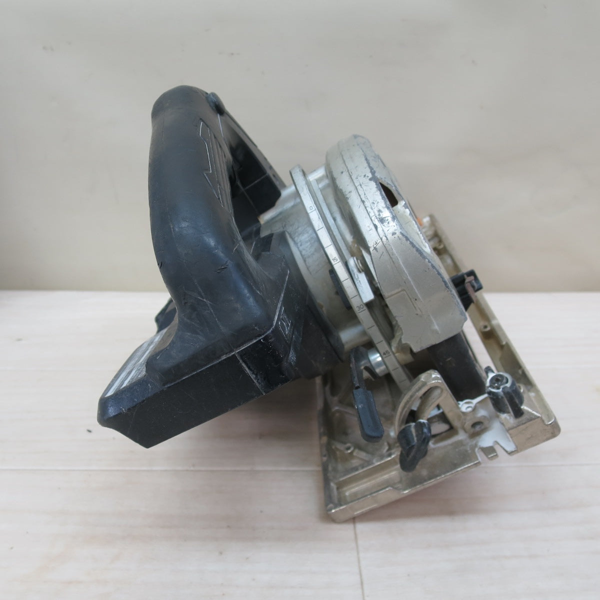 ☆マキタ 165mm 充電式 マルノコ HS631D 電動 工具 切断機 丸のこ 丸ノコ 丸鋸 木工用 コードレス makita 18V☆ [送料無料]