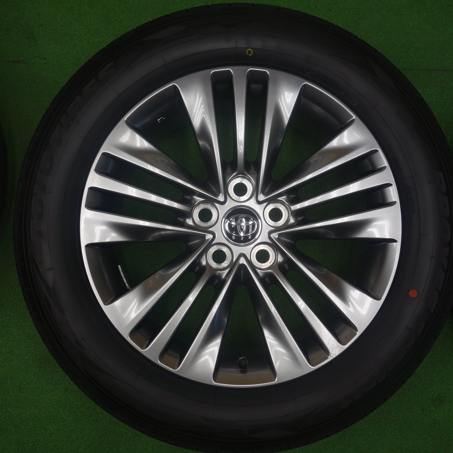 新車外し！25年★トヨタ 40系 アルファード ヴェルファイア 純正 225/60R18 トーヨー プロクセス Comfort 18インチ PCD120/5H★6050101KTノ