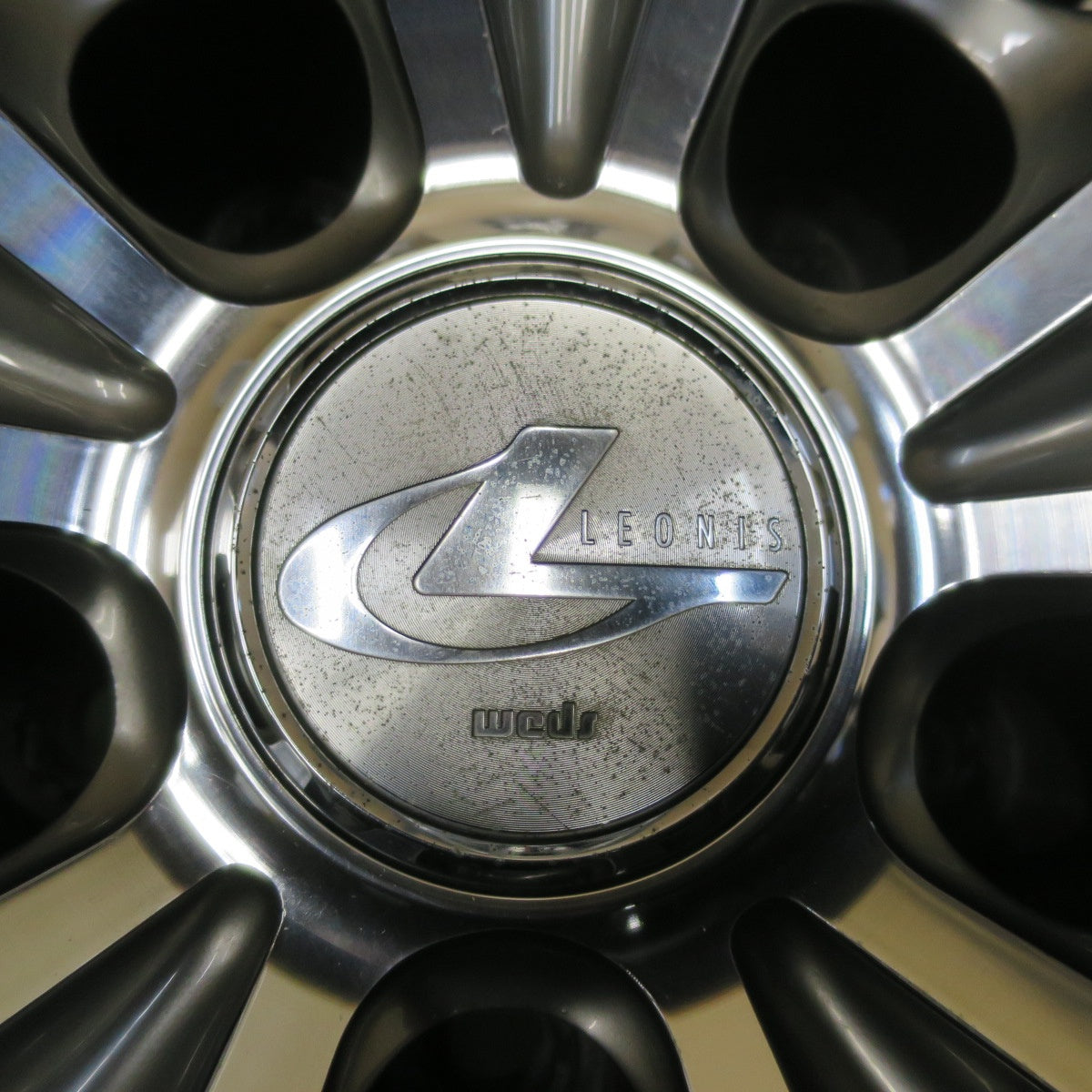 バリ溝！21年！9.5分★LEONIS SL 245/40R19 スタッドレス ミシュラン X-ICE SNOW レオニス 19インチ PCD114.3/5H★5120903イス