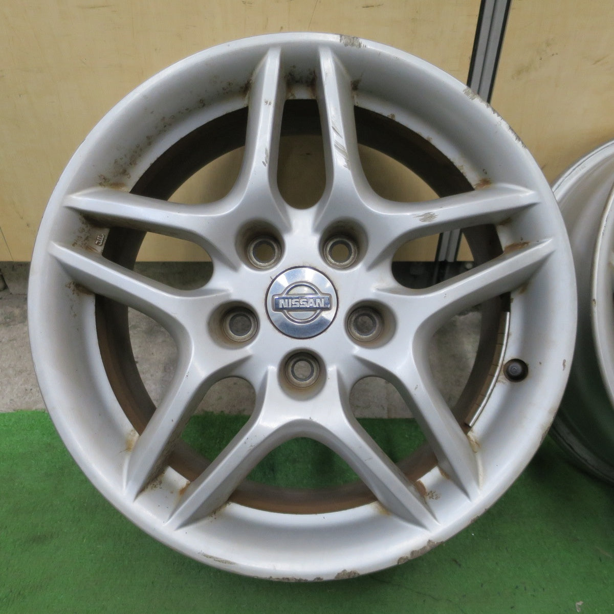 4本価格★日産 R34 スカイライン ステージア 等 純正 ホイール 16インチ 16×7JJ PCD114.3/5H★6070302NGホ
