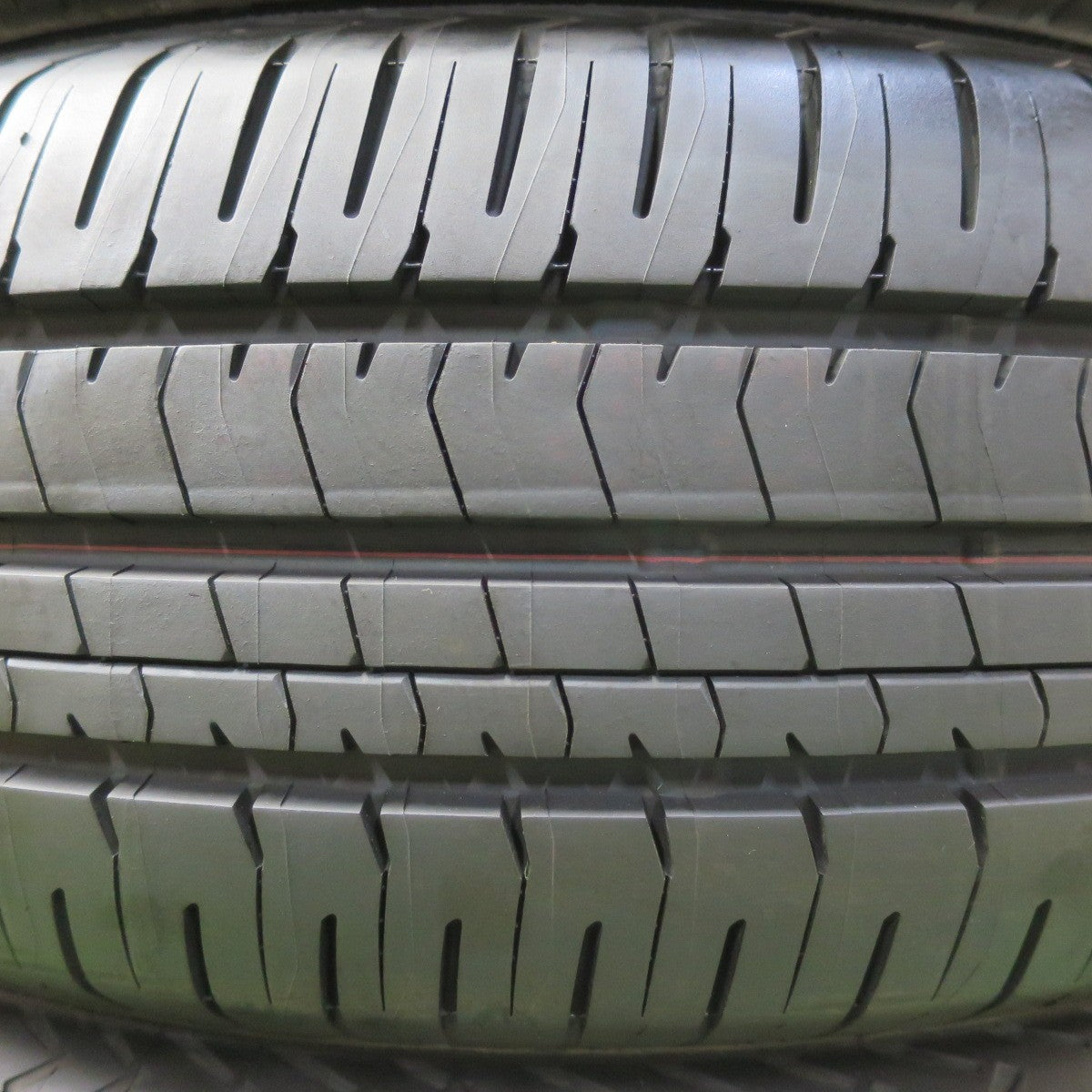 未使用！23年★195/65R15 ブリヂストン エコピア NH200 タイヤ 15インチ プリウス ノア ヴォクシー 等★5090407イノタ