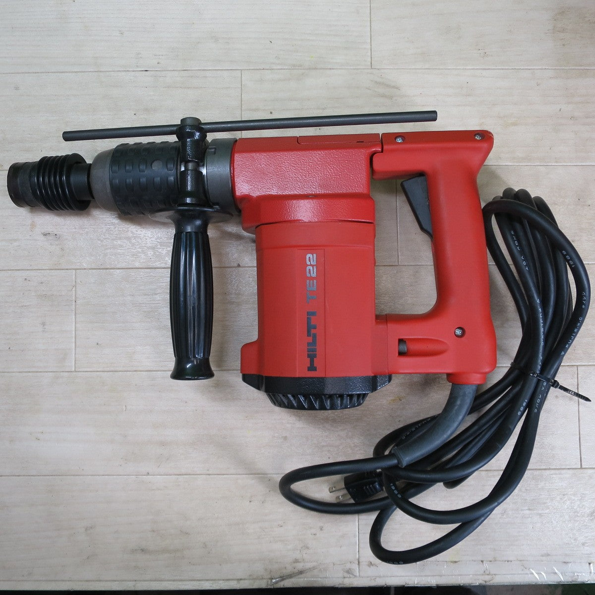 キレイ☆HILTI ヒルティ ロータリー ハンマードリル TE22 電動 工具 ハンマドリル はつり ハツリ コード式 100V☆