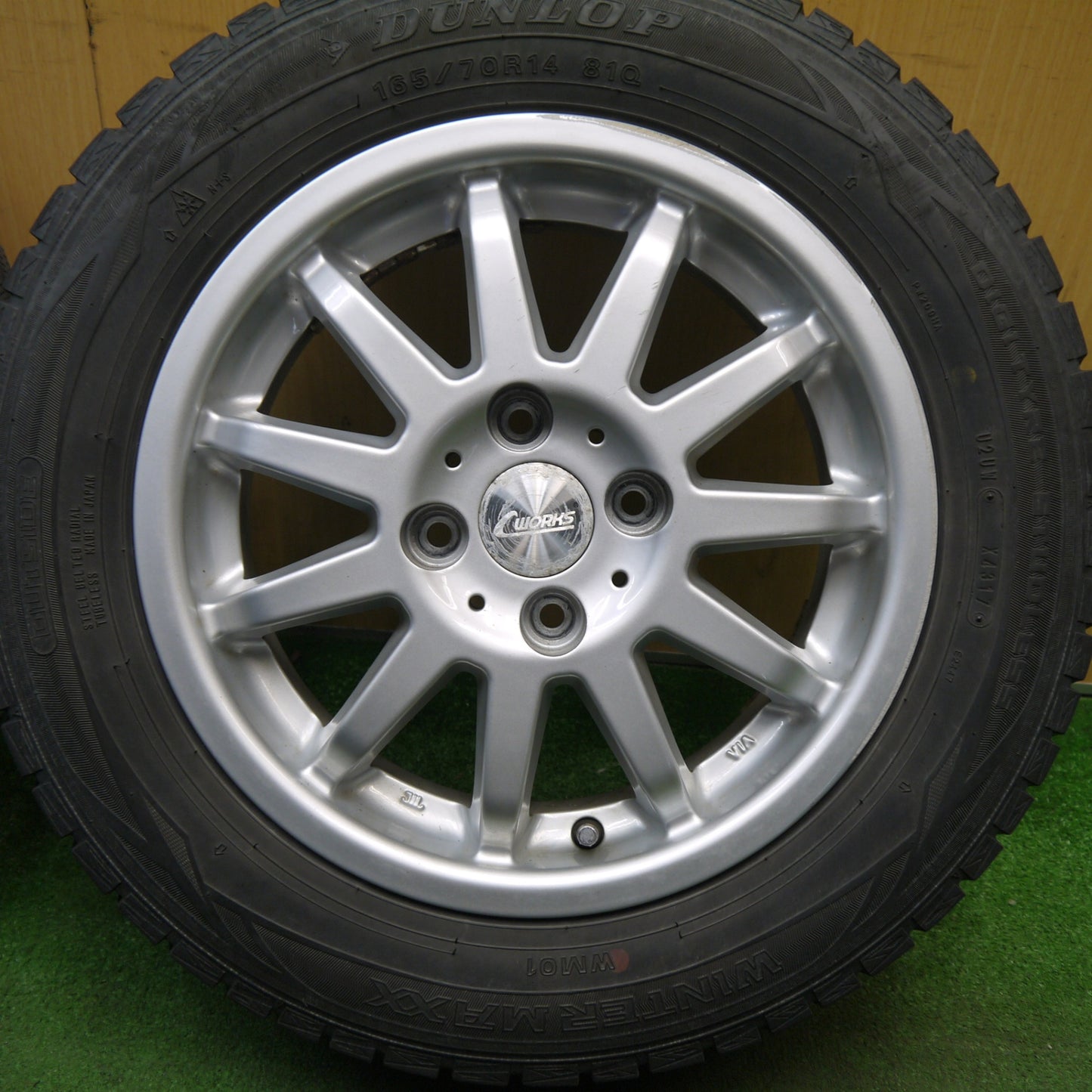 キレイ★ワーゲン up! 等 165/70R14 スタッドレス ダンロップ ウインターマックス WM01 CWORKS MS-1 C-Works シーワークス 14インチ PCD100/4H★6030907Hス