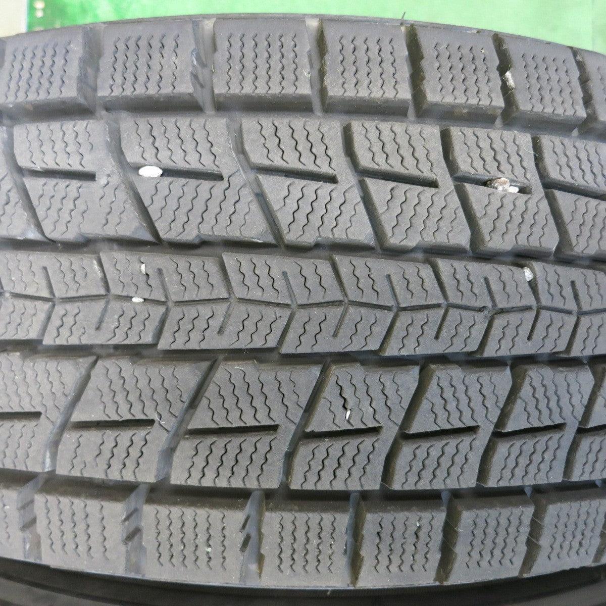 バリ溝！22年！キレイ！9.5分◎Lowenhart GXL206 225/65R17 スタッドレス ダンロップ ウインターマックス SJ8 SJ8+ レーベンハート 17インチ PCD114.3/5H◎6090608HAス