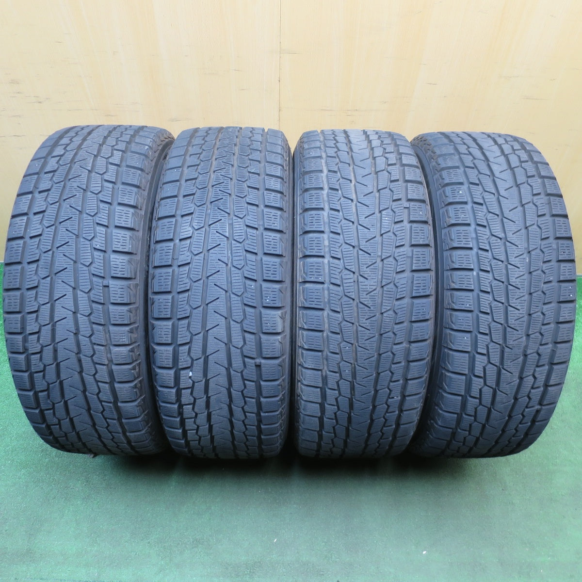 バリ溝！キレイ！9.5分★アウディ 等 235/55R19 スタッドレス ヨコハマ アイスガード G075 ERST GRORA GS15V エアスト 19インチ PCD112/5H★6031102NJス