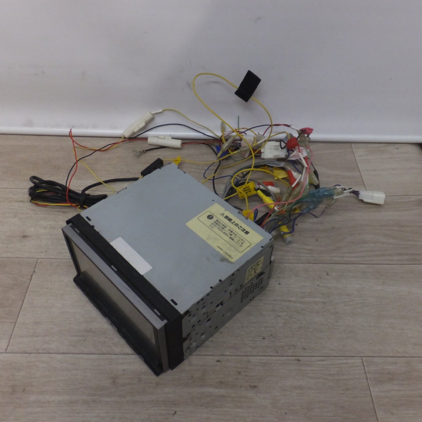 [送料無料] 現状品★カロッツェリア carrozzeria AV一体型HDDナビゲーション 楽ナビ AVIC-HRZ009GII[37]★