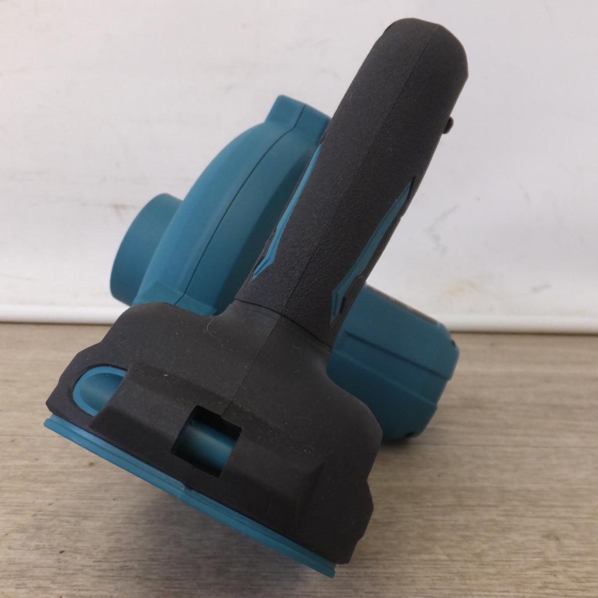 キレイ★マキタ makita 充電式ブロワ UB002G 36V-40V(max) 本体のみ　3.6m3/min★