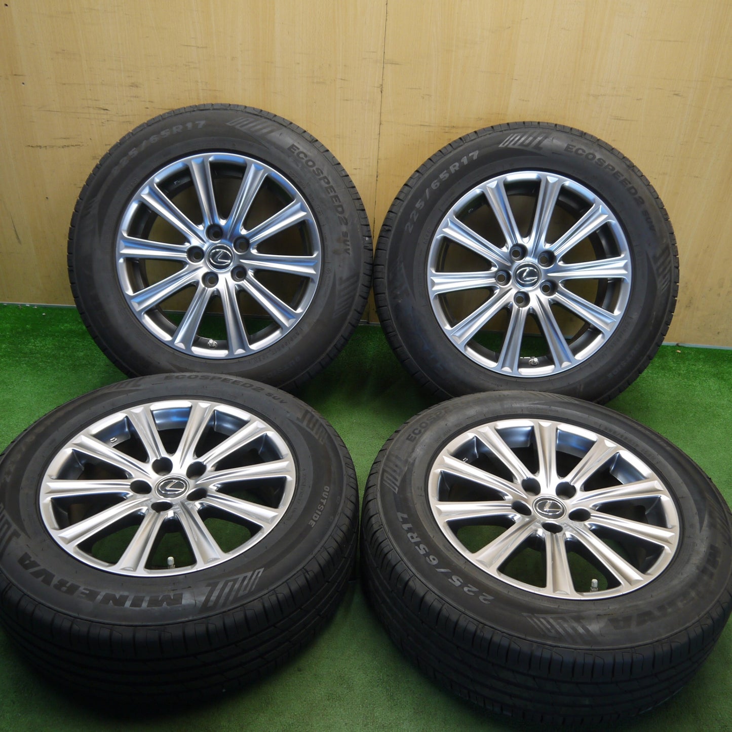 センサー付き！バリ溝！23年！キレイ！9.5分◎レクサス NX 純正 225/65R17 ミネルバ ECOSPEED2 SUV 17インチ PCD114.3/5H◎6070107Hノ