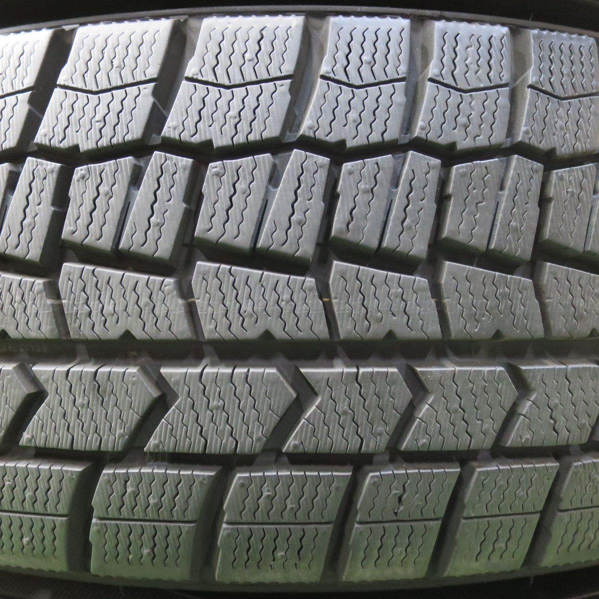 [送料無料] バリ溝！23年！キレイ！ほぼ10分★スタッドレス 195/65R15 ダンロップ ウインターマックス WM02 BALMINUM バルミナ 15インチ PCD114.3/5H★5022604イス