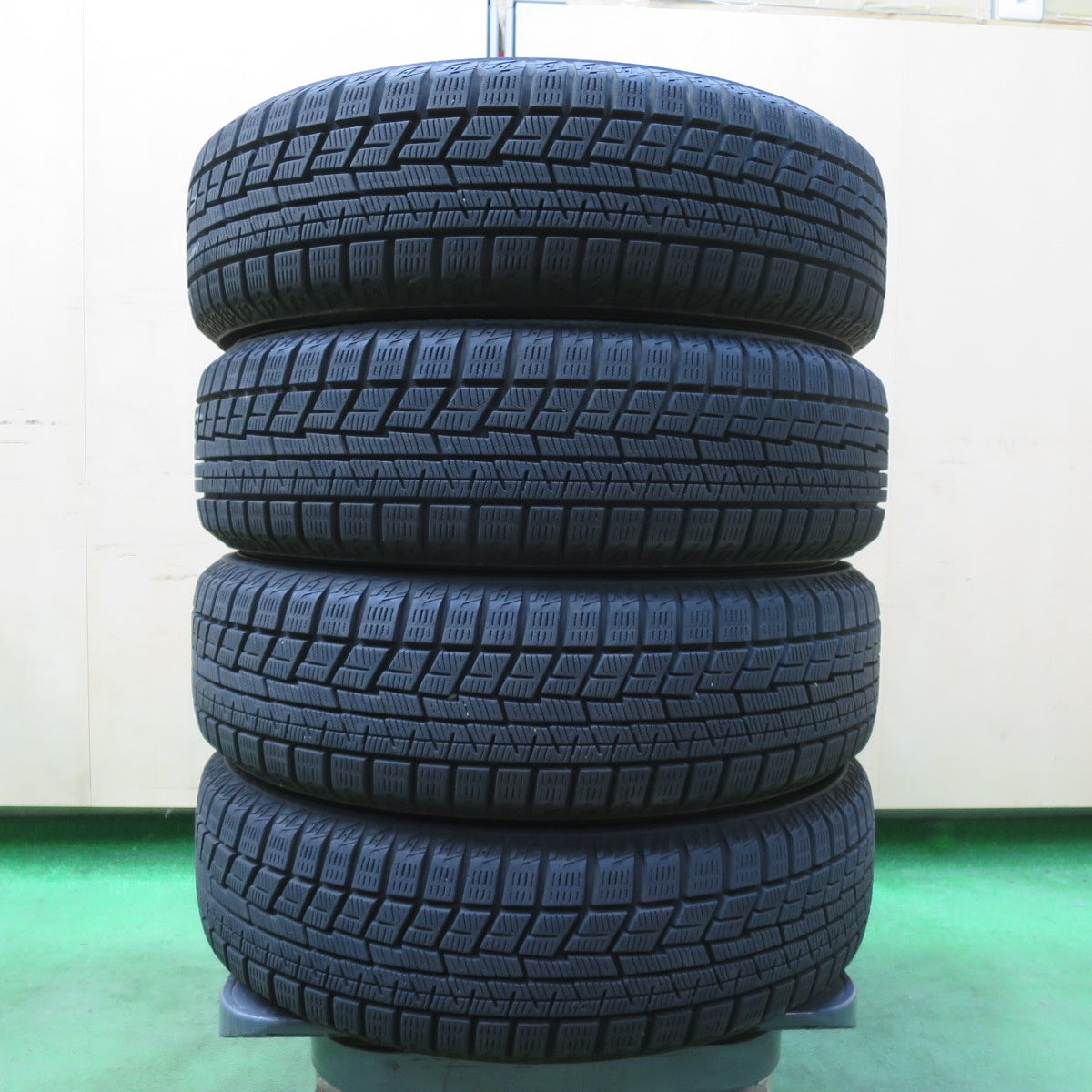 [送料無料] バリ溝！9分★スタッドレス 155/65R14 ヨコハマ アイスガード iG60 WEZEN 14インチ PCD100/4H★5011604イス