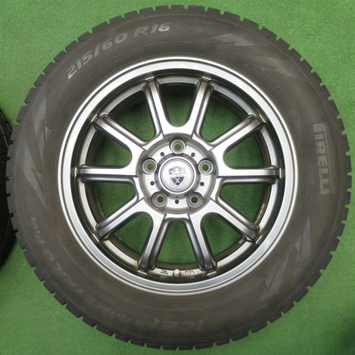 キレイ★スタッドレス 215/60R16 ピレリ アイスアシンメトリコ プラス ESTROSA エステローザ 16インチ PCD114.3/5H★5121802NJス