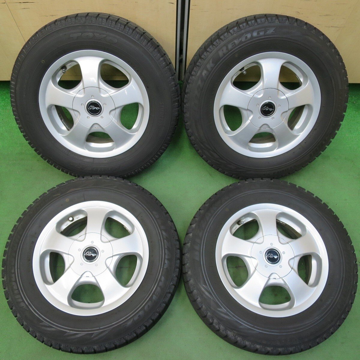 4本価格◎スタッドレス 185/70R14 トーヨー ガリット G5 ブリヂストン ブリザック REVO GZ giro ギロ 14インチ PCD100 114.3/4H マルチ◎5032203イス