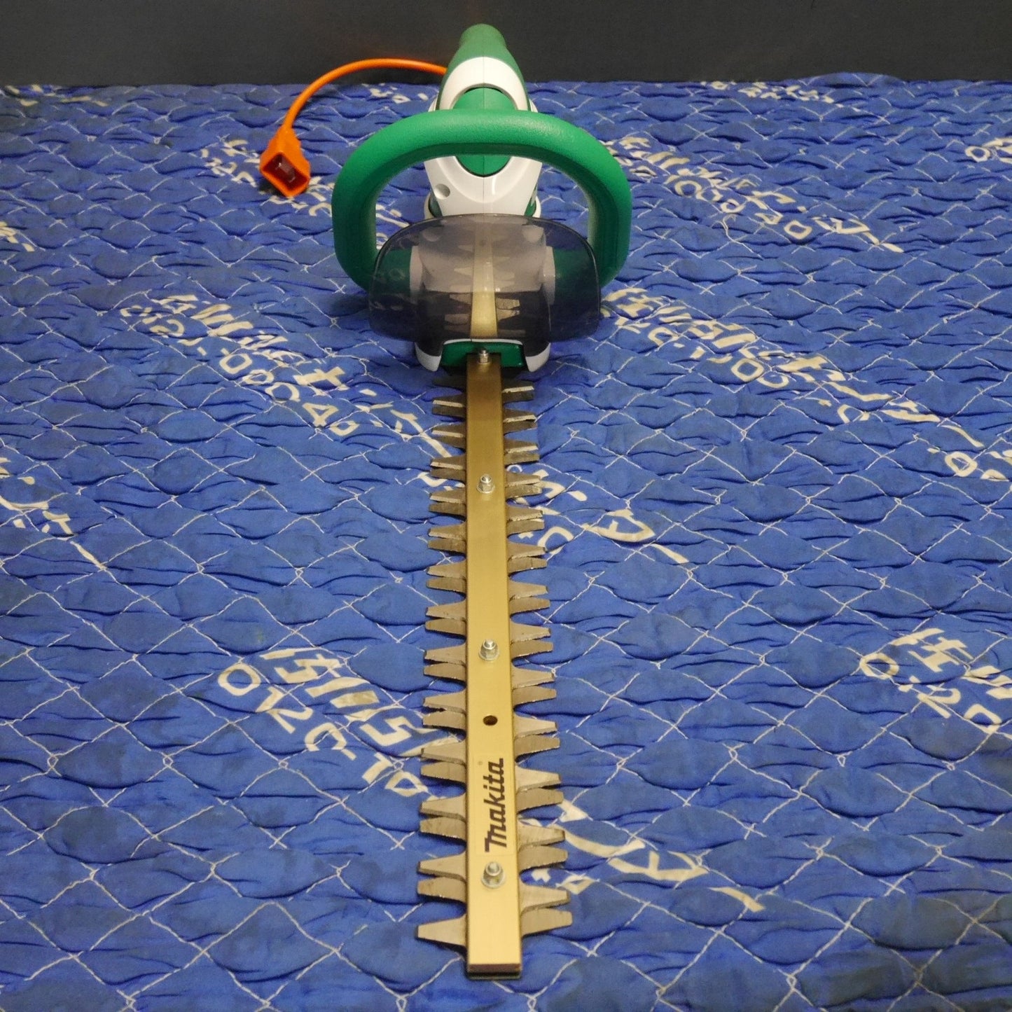 [送料無料] キレイ☆マキタ 360mm 生垣 バリカン MUH3651 ヘッジトリマー 剪定 庭木 園芸 100V makita☆