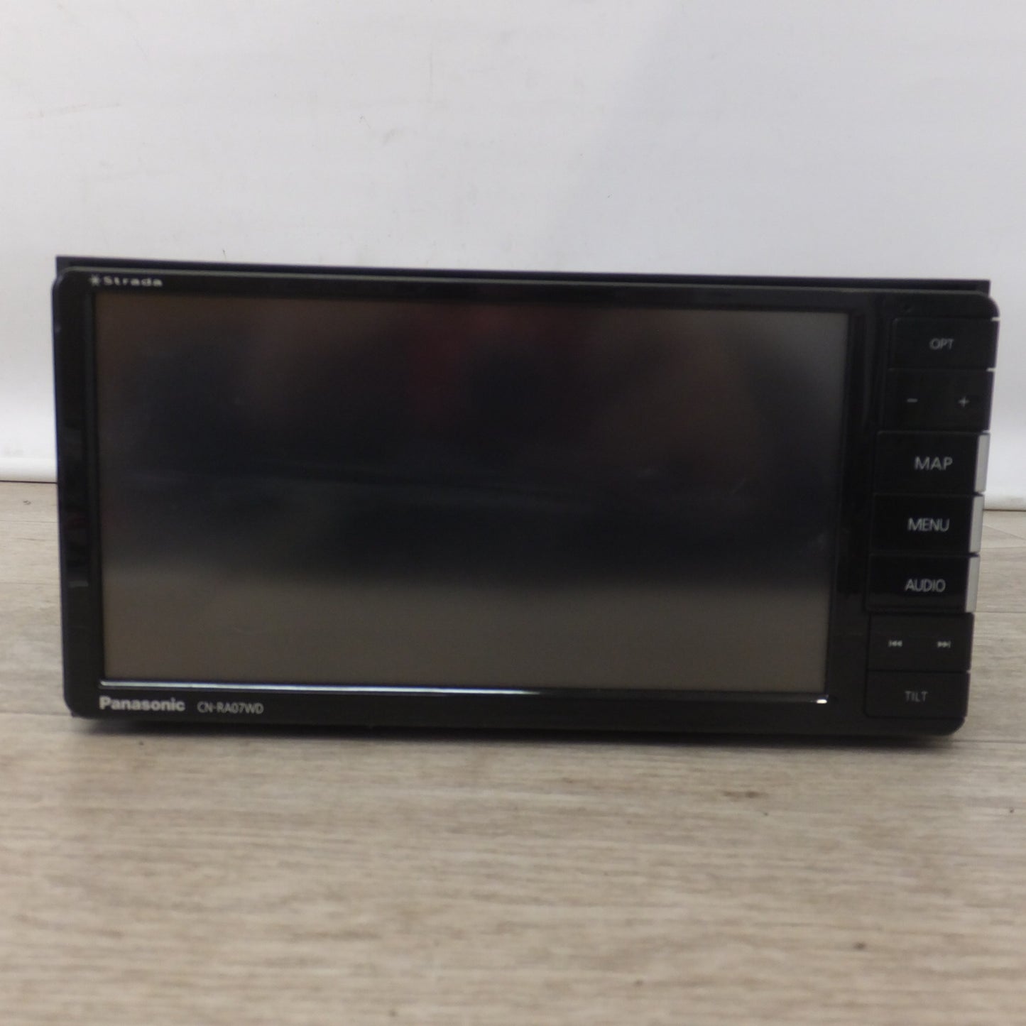 [送料無料] ★パナソニック Panasonic SDカーナビステーション Strada CN-RA07WD(58)★