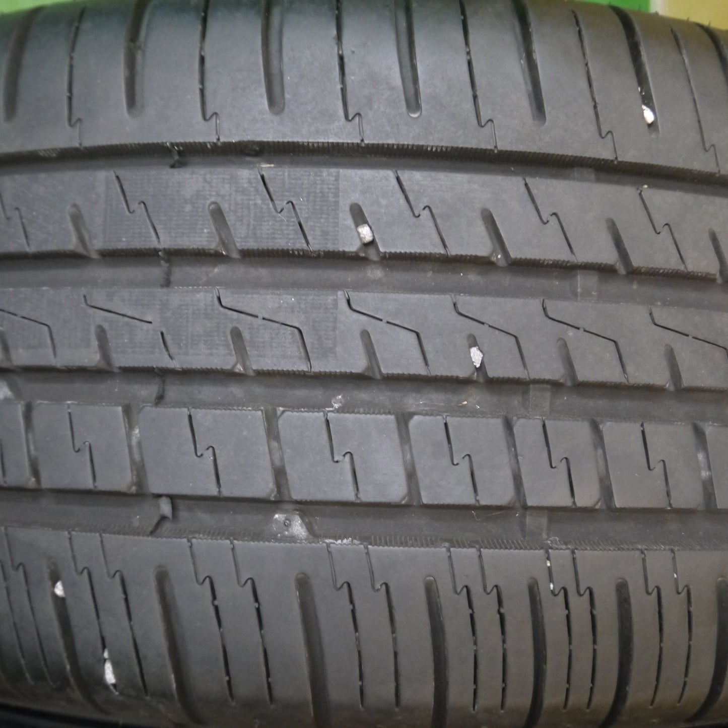 [送料無料] バリ溝！22年！8.5分★86 BRZ 等 LEONIS NAVIA06 215/45R17 ネオリン ネオスポーツ レオニス ナヴィア06 17インチ PCD100/5H★5030302Hノ