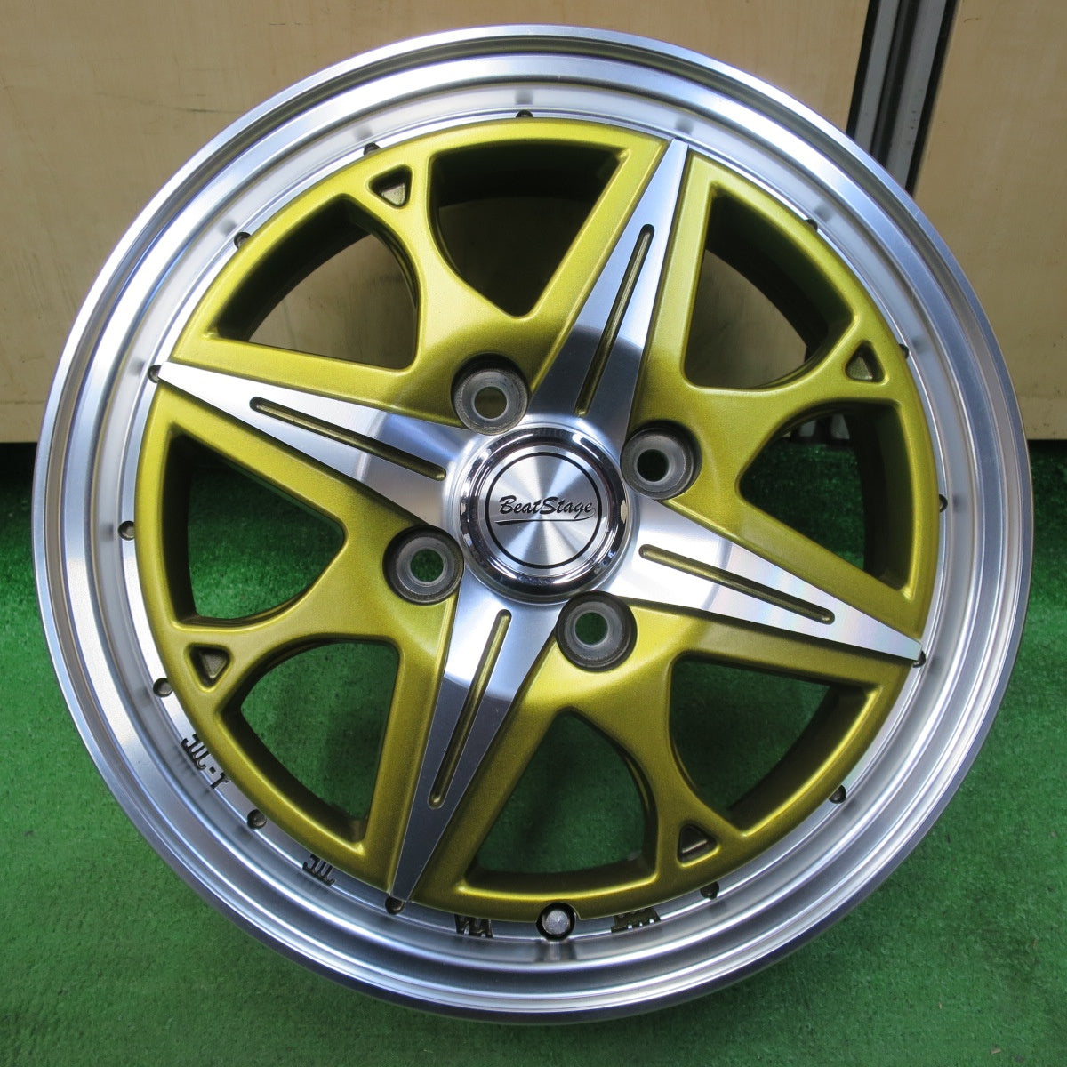 [送料無料] キレイ★BeatStage NS-C ビートステージ ホイール 14インチ 14×4.5J PCD100/4H★4102504イホ