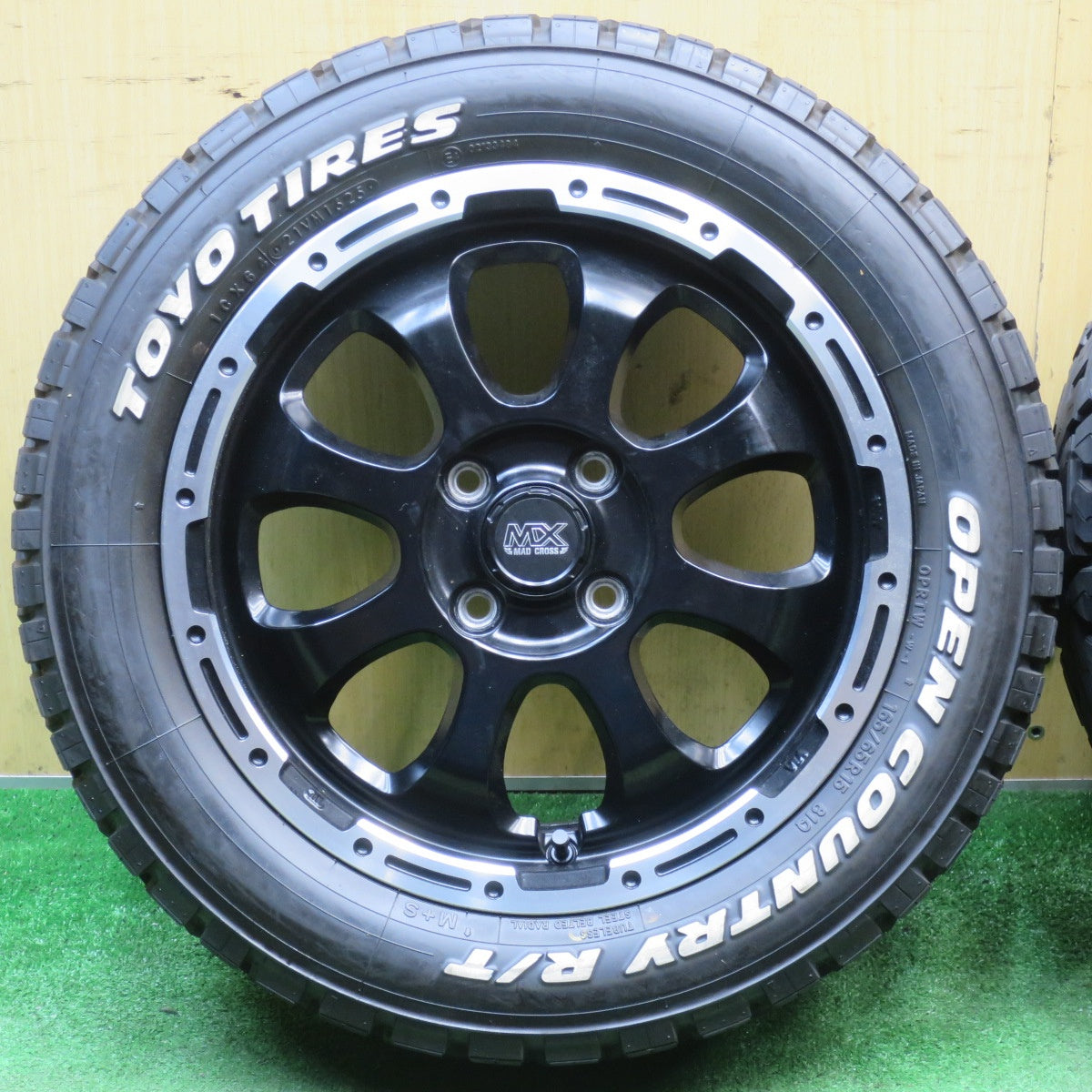 バリ溝！25年！キレイ！9.5分以上★165/65R15 トーヨー オープンカントリー R/T MX MAD CROSS マッドクロス 15インチ ソリオ タフト ハスラー 等 PCD100/4H★6032501NJノ
