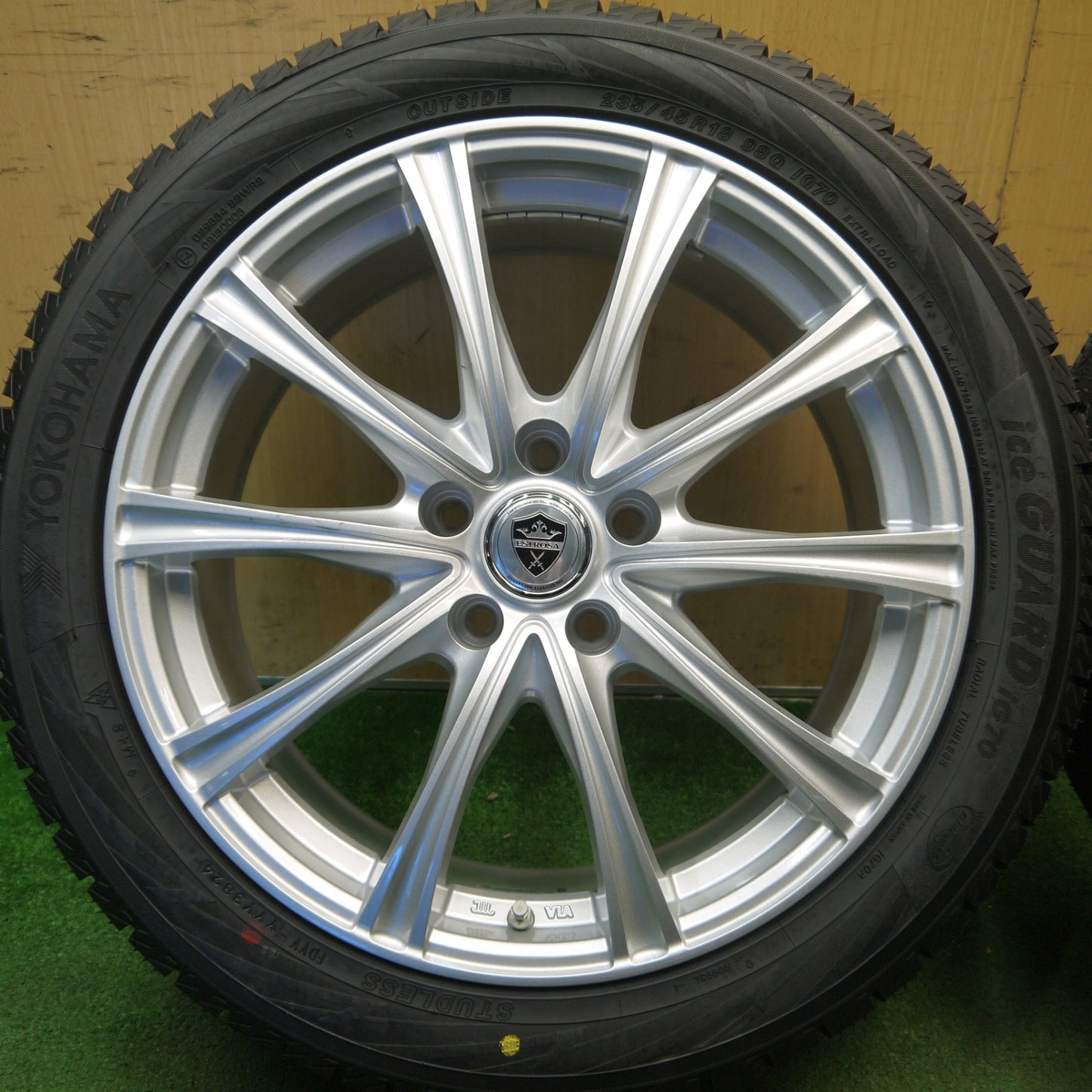 未使用！24年！センサー付★スタッドレス 235/45R18 ヨコハマ アイスガード iG70 ELBE ESTROSA MZV エステローザ 18インチ PCD114.3/5H★6031601Hス