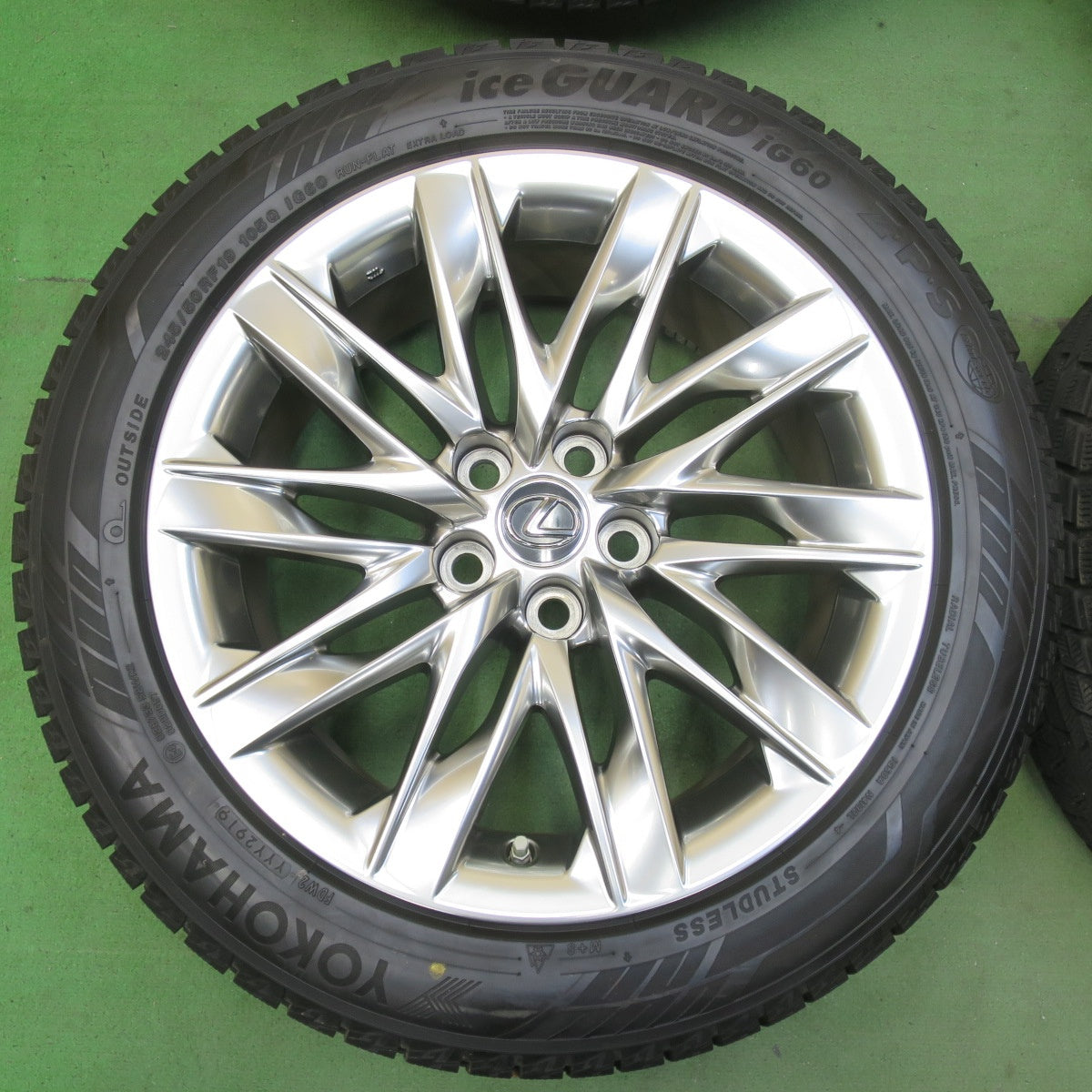 センサー付！バリ溝！キレイ！9.5分★レクサス LS 500 h バージョンL 純正 245/50R19 スタッドレス ヨコハマ アイスガード iG60 ZPS 19インチ PCD120/5H★5071004イス