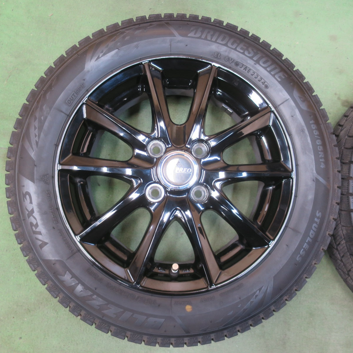 バリ溝！24年！キレイ！9分★スタッドレス 155/65R14 ブリヂストン ブリザック VRX3 PREO プレオ 14インチ PCD100/4H★6031405イス