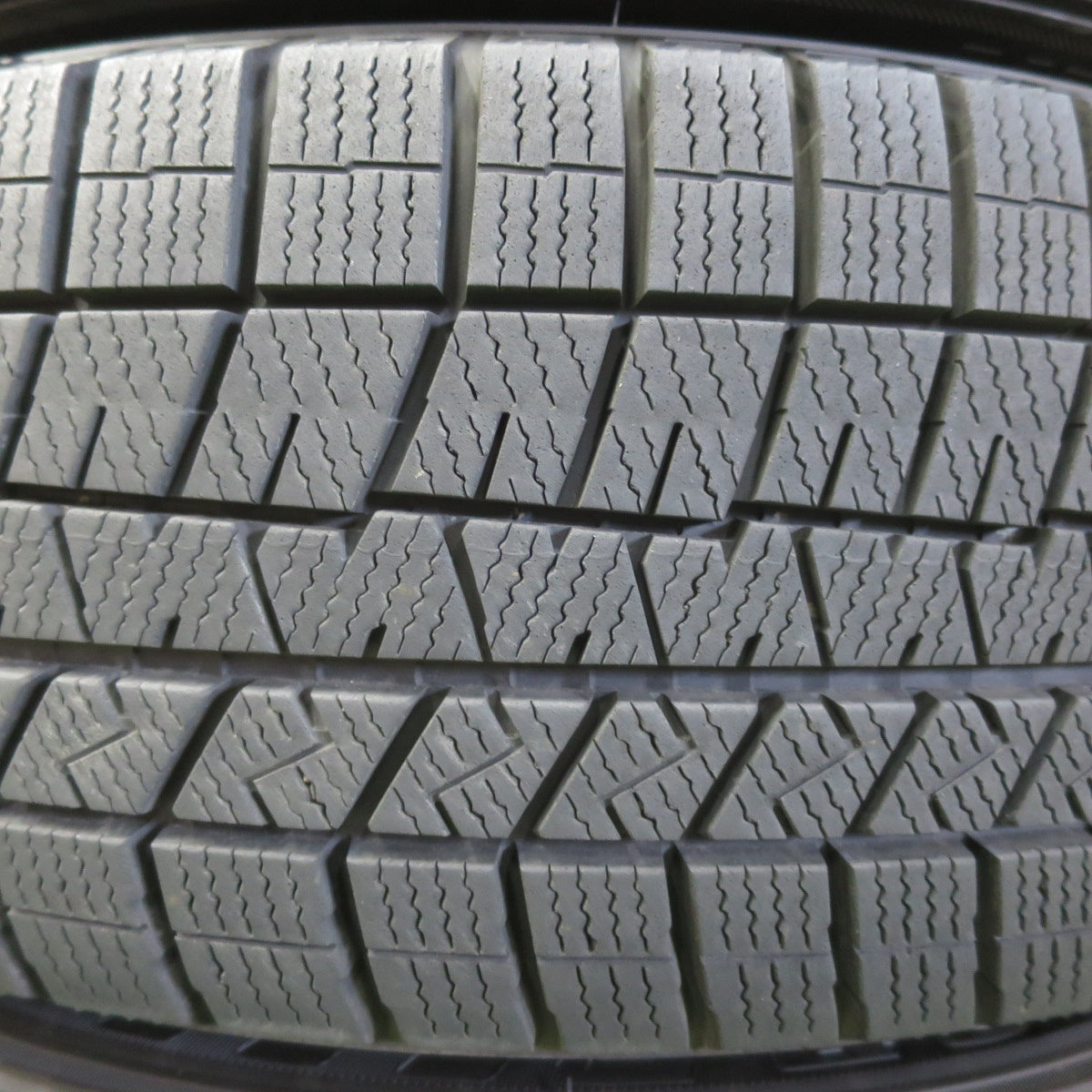 バリ溝！キレイ！9.5分★ワーゲン 等 AGA NEXTA 195/60R16 スタッドレス ダンロップ ウインターマックス03 ネクスタ 16インチ PCD100/5H★5042302イス