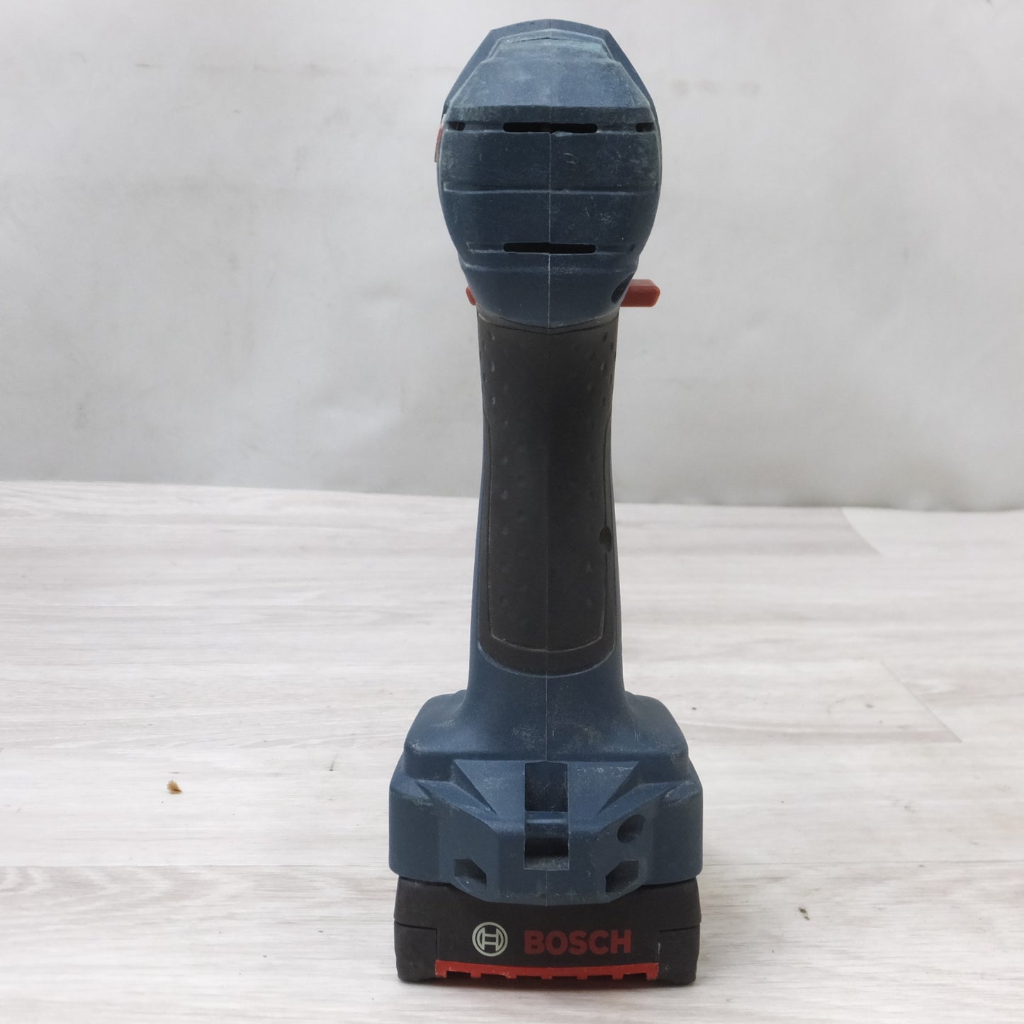 [送料無料] ◆BOSCH ボッシュ 充電式 インパクトドライバ GDR1440-LI 14.4V バッテリー 充電器付き 電動工具◆
