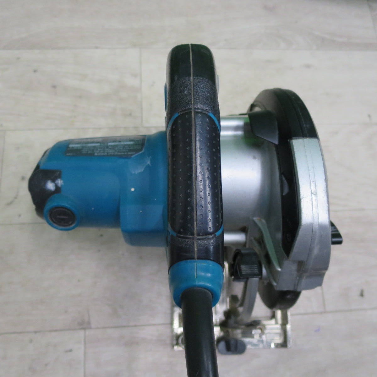 [送料無料] ☆マキタ マルノコ 165mm 100V 5731S 丸ノコ 丸のこ 丸鋸 木工 切断機 電動 工具☆