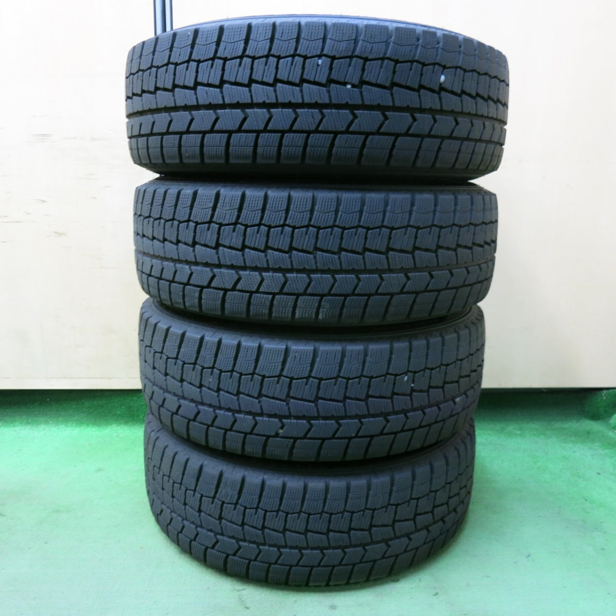 バリ溝！23年！9.5分★トヨタ 30系 エスティマ 純正 205/60R16 スタッドレス ダンロップ ウインターマックス WM02 16インチ PCD114.3/5H★5052812SYス