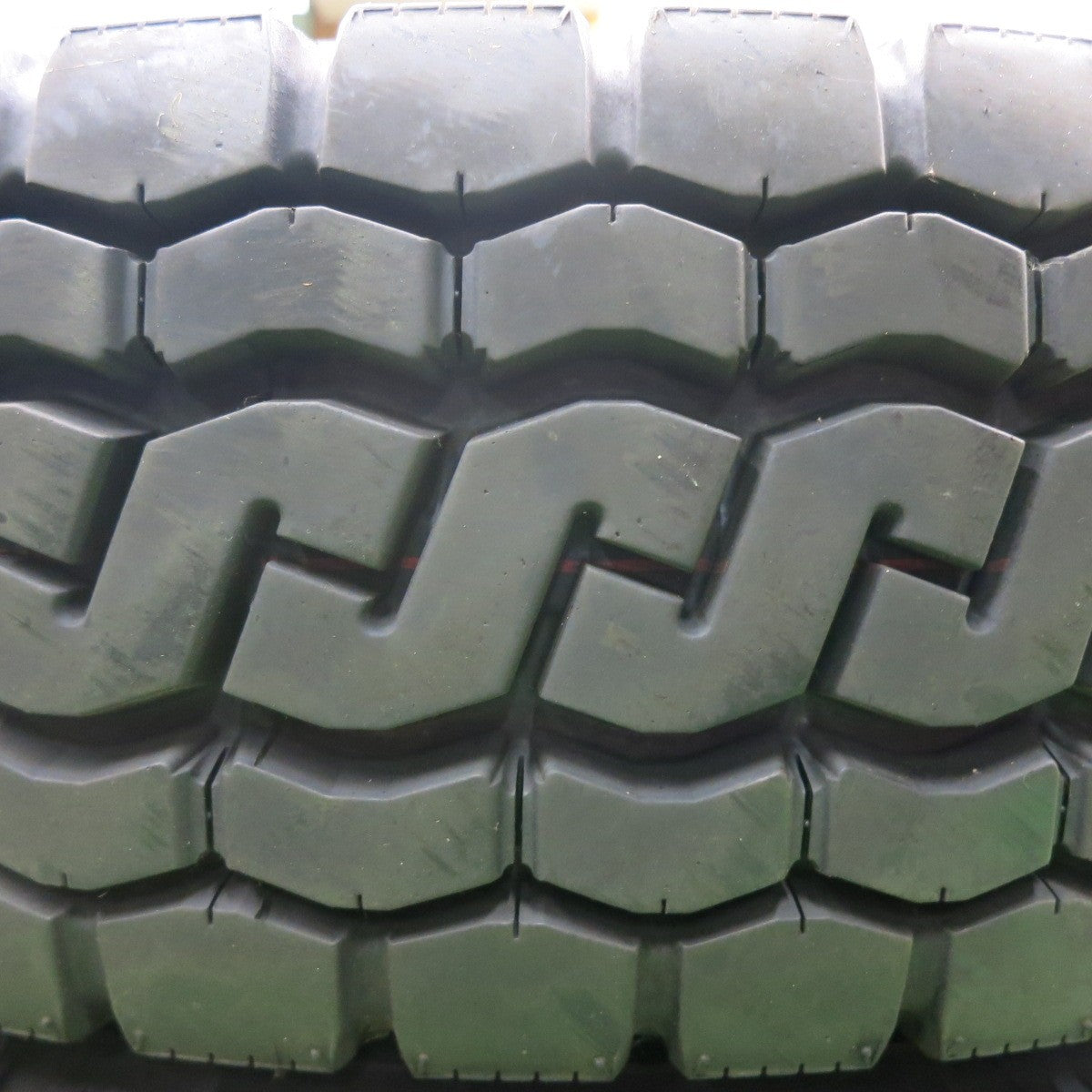 *送料無料* バリ溝！20年！8.5分★トラック タイヤ 195/85R16 114/112N ブリヂストン エコピア M812 ミックス オールシーズン 16インチ★4071401HAノタ