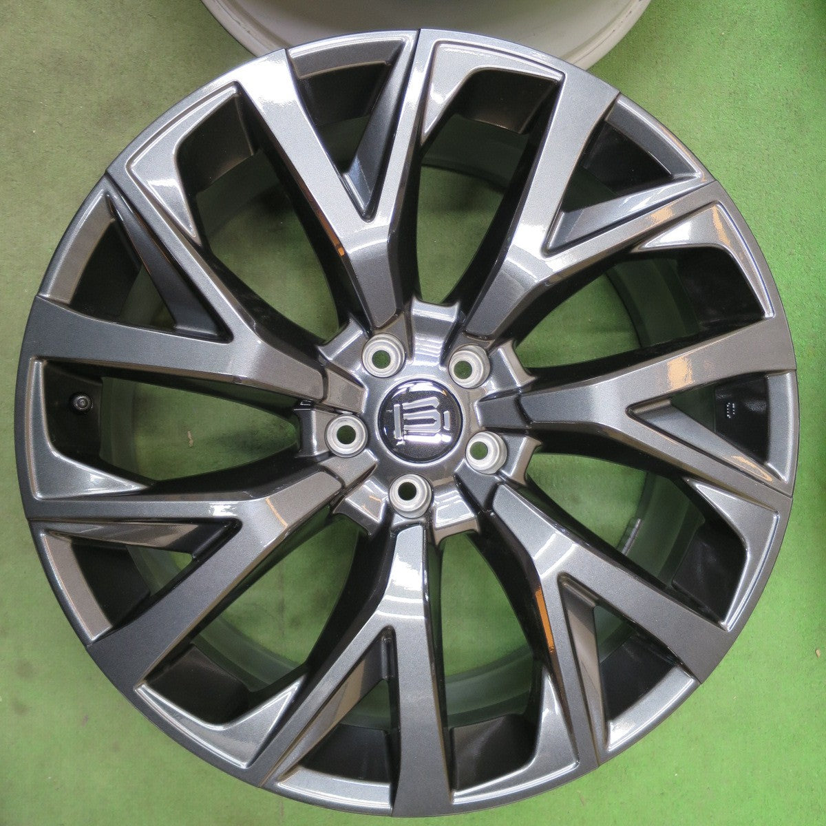 新車外し★トヨタ クラウン エステート Z 純正 ホイール 21インチ 21×8.5J PCD114.3/5H★6061205NGホ