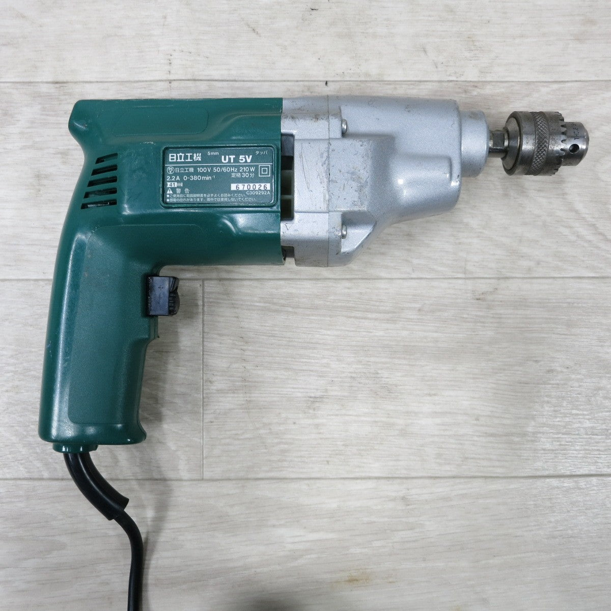 [送料無料] ◆日立工機 5mm タッパ 100V UT5V 本体のみ 鋼材 タップ固定 ねじ切り ネジ立て 切削 タッパー 電動 工具◆