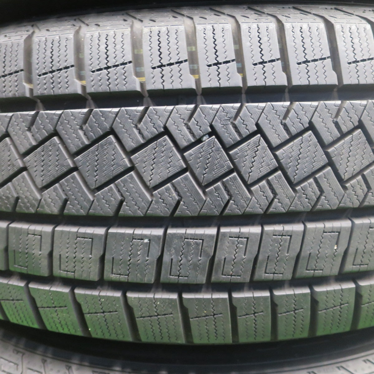 バリ溝！22年！9.5分以上★トヨタ 60系 ハリアー 純正 225/65R17 スタッドレス ピレリ アイスゼロ アシンメトリコ 17インチ PCD114.3/5H★5121801NKス