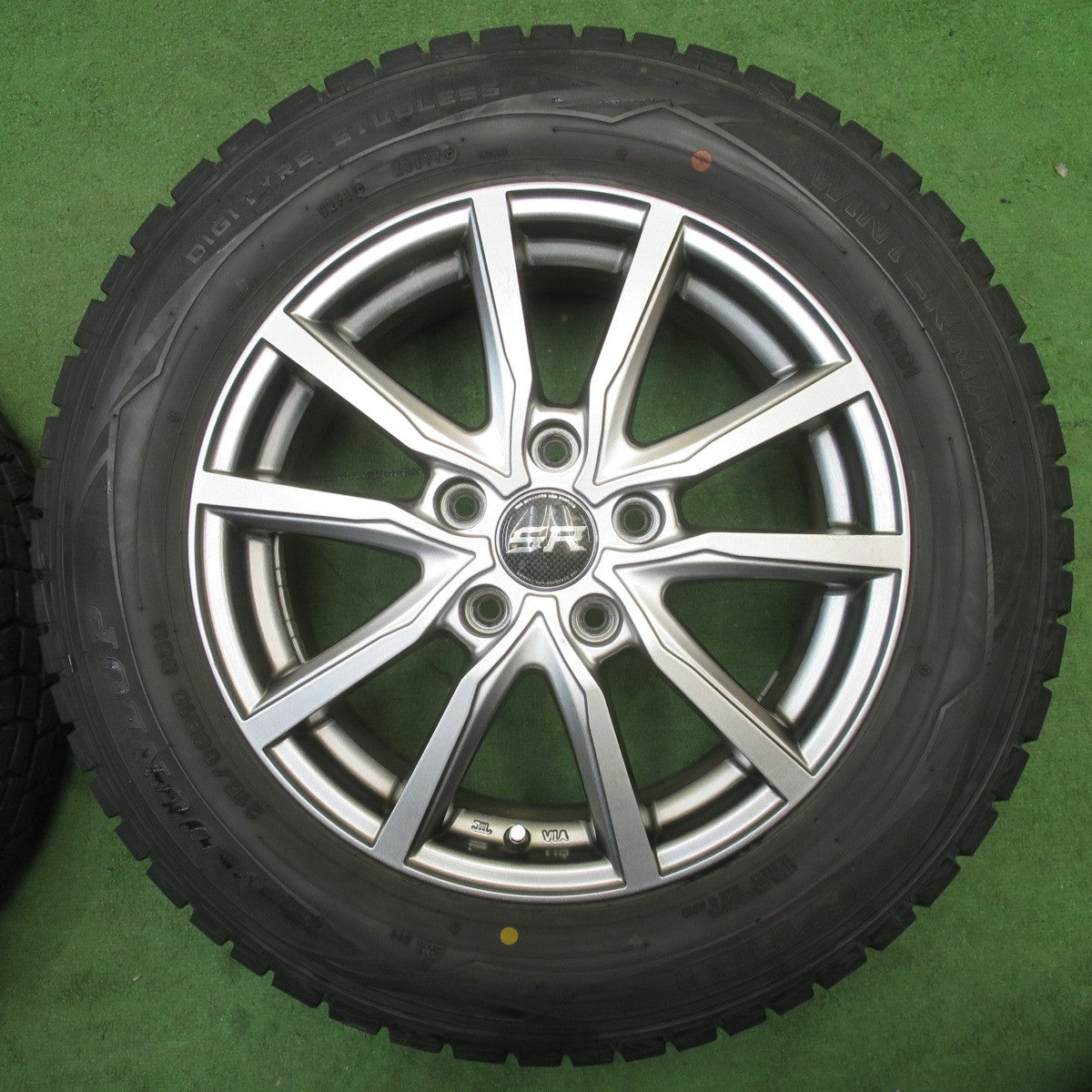 バリ溝！キレイ！9分★スタッドレス 215/60R16 ダンロップ ウインターマックス WM01 STRANGER ストレンジャー 16インチ PCD114.3/5H★6051303NJス