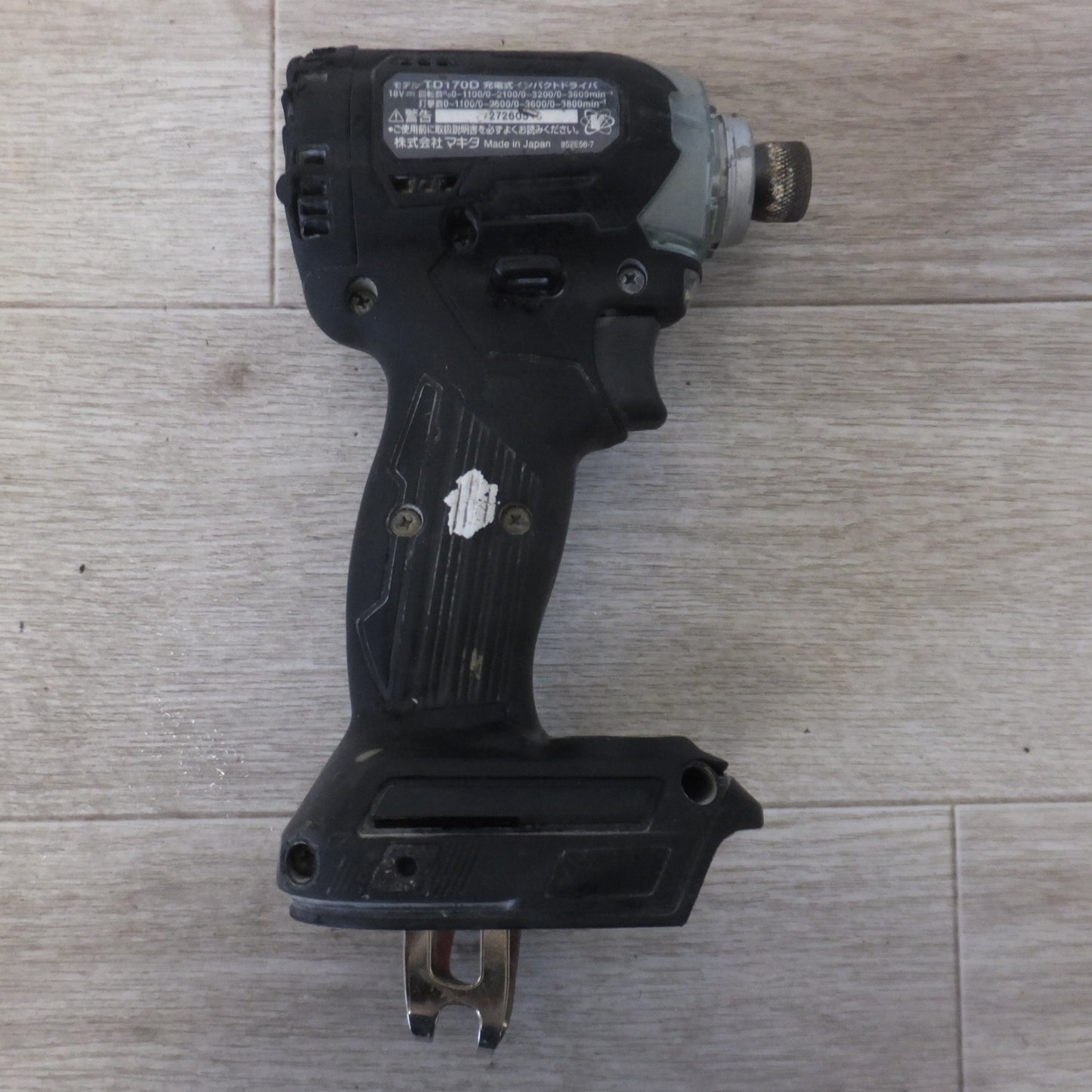 [送料無料] ★マキタ makita 充電式インパクトドライバ TD170D　急速充電器 DC18RF　セット★