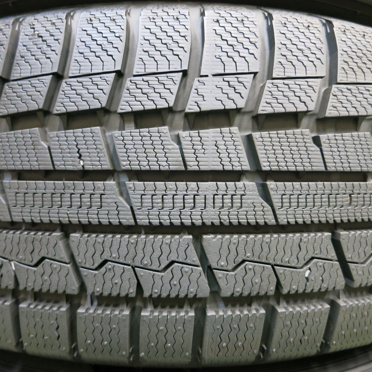 *送料無料* バリ溝！20年！キレイ！ほぼ10分★スタッドレス 215/65R16 トーヨー ウインター トランパス TX Mistiere ミスティーレ 16インチ PCD114.3/5H★4043007イス