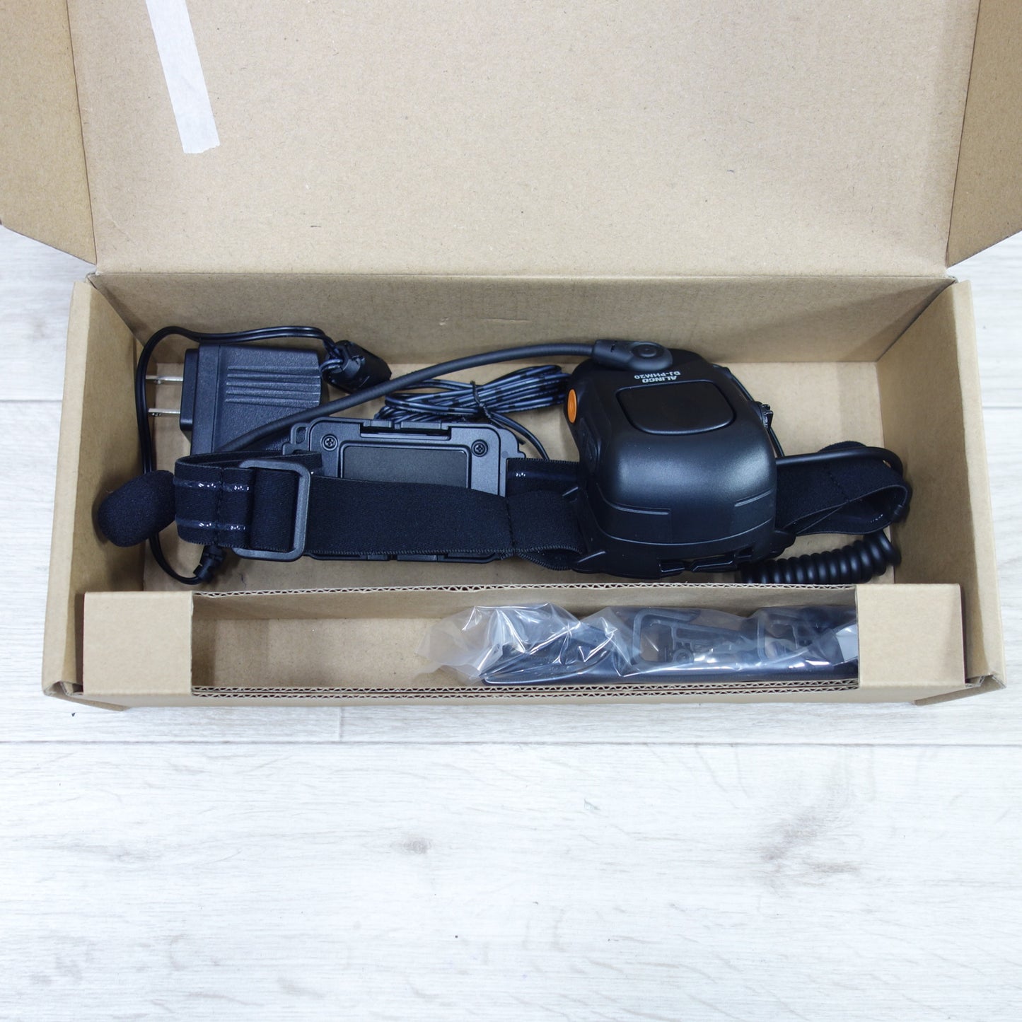 [送料無料] キレイ◆アルインコ ヘルメット 作業帽 用 ヘッドセット 型 トランシーバー DJ-PHM20 ALINCO 業用特小①◆