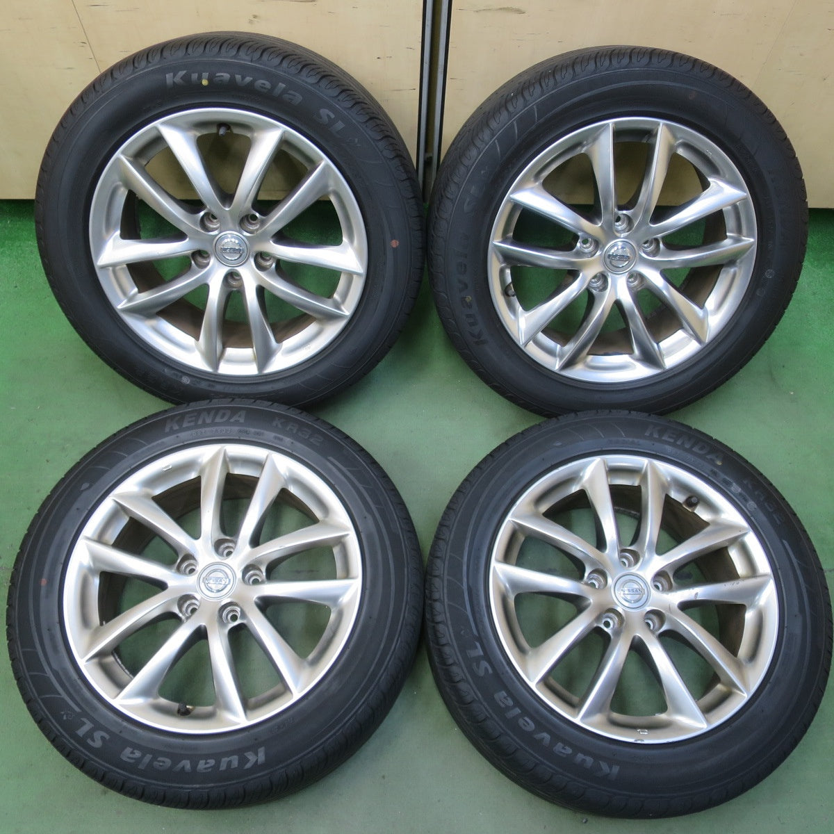 バリ溝！9分◎日産 スカイライン 純正 225/55R17 ケンダ KR32 Kuavela SL 17インチ PCD114.3/5H◎6061512イノ