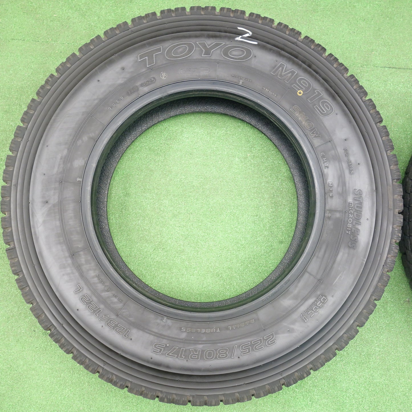 バリ溝！25年！9.5分★トラック タイヤ 225/80R17.5 123/122L スタッドレス トーヨー M919 17.5インチ★6022005KTスタ
