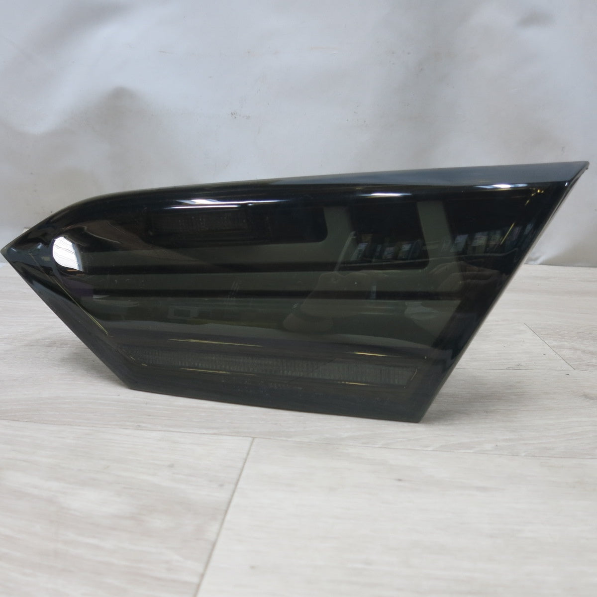 [送料無料] 左右セット◆ヴァレンティ 70カムリ JEWEL LED テール ライト ランプ REVO スモーク TT70CAM-SB-1 Valenti◆