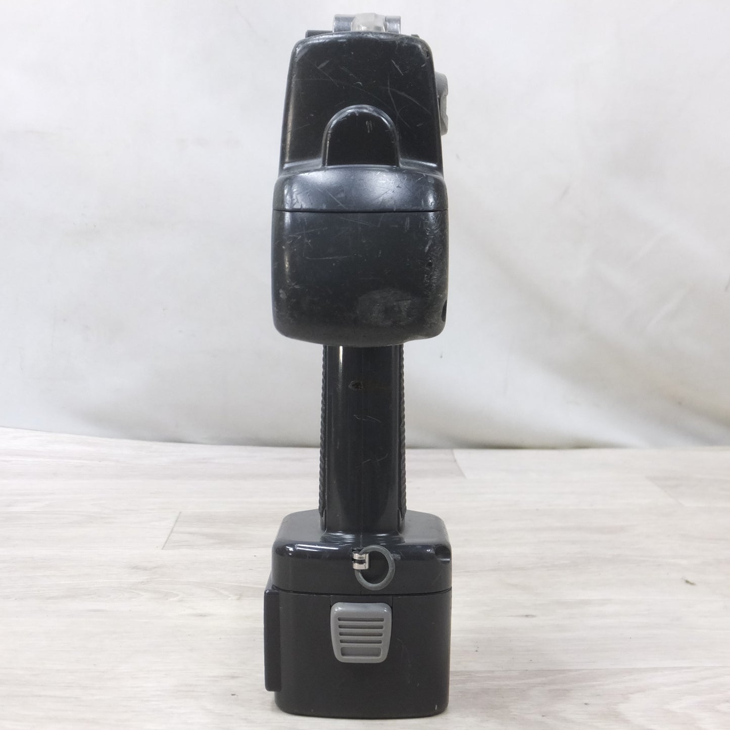 [送料無料] 付属品付き◆IZUMI 電動 油圧式 工具 充電式 12V REC-150E1 バッテリー 充電器 ケース ダイス 付き 電動 工具◆