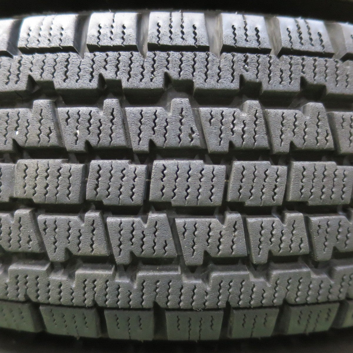 キレイ！22年★スタッドレス 145/80R12 80/78N ブリヂストン W300 BALMINUM バルミナ 12インチ PCD100/4H★5111403イス