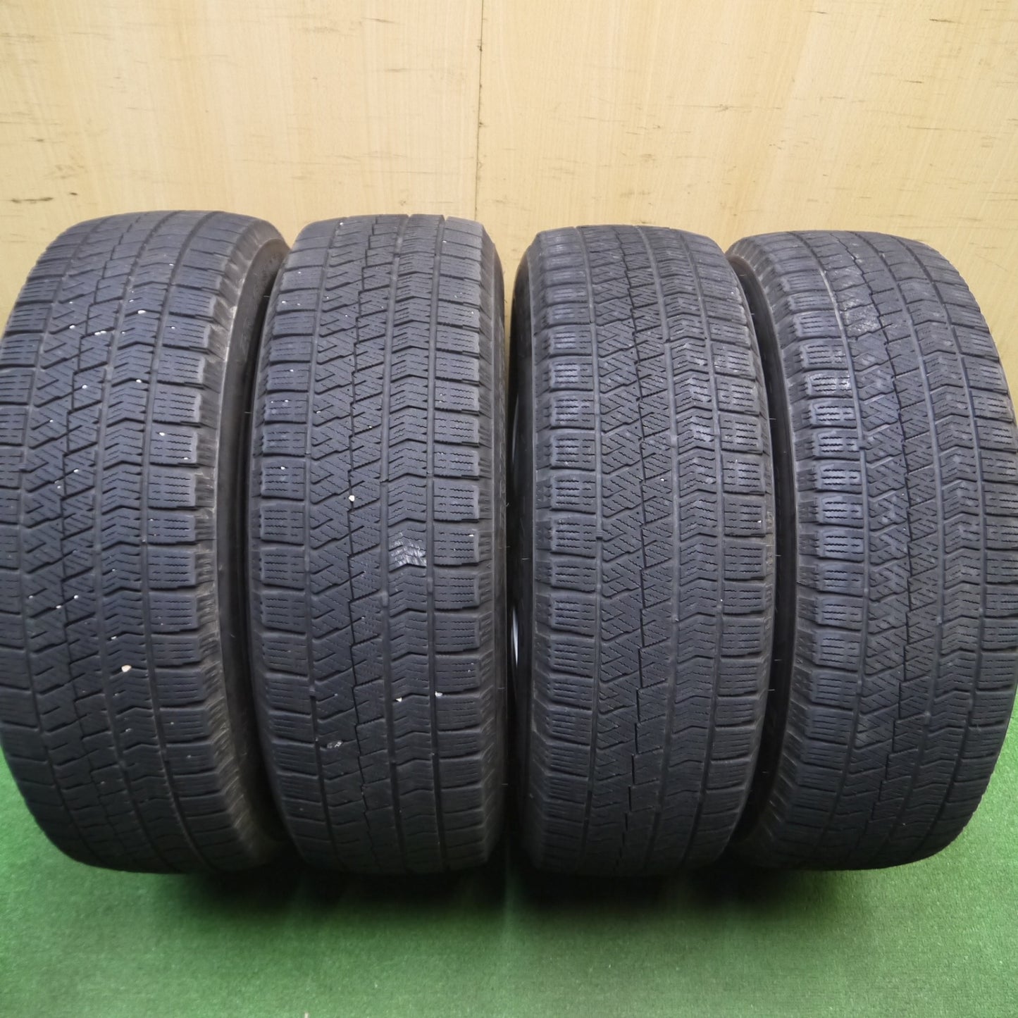 [送料無料] キレイ！21年★スタッドレス 195/65R15 ブリヂストン ブリザック VRX2 ECO FORME エコフォルム 15インチ PCD114.3/5H★5011408Hス