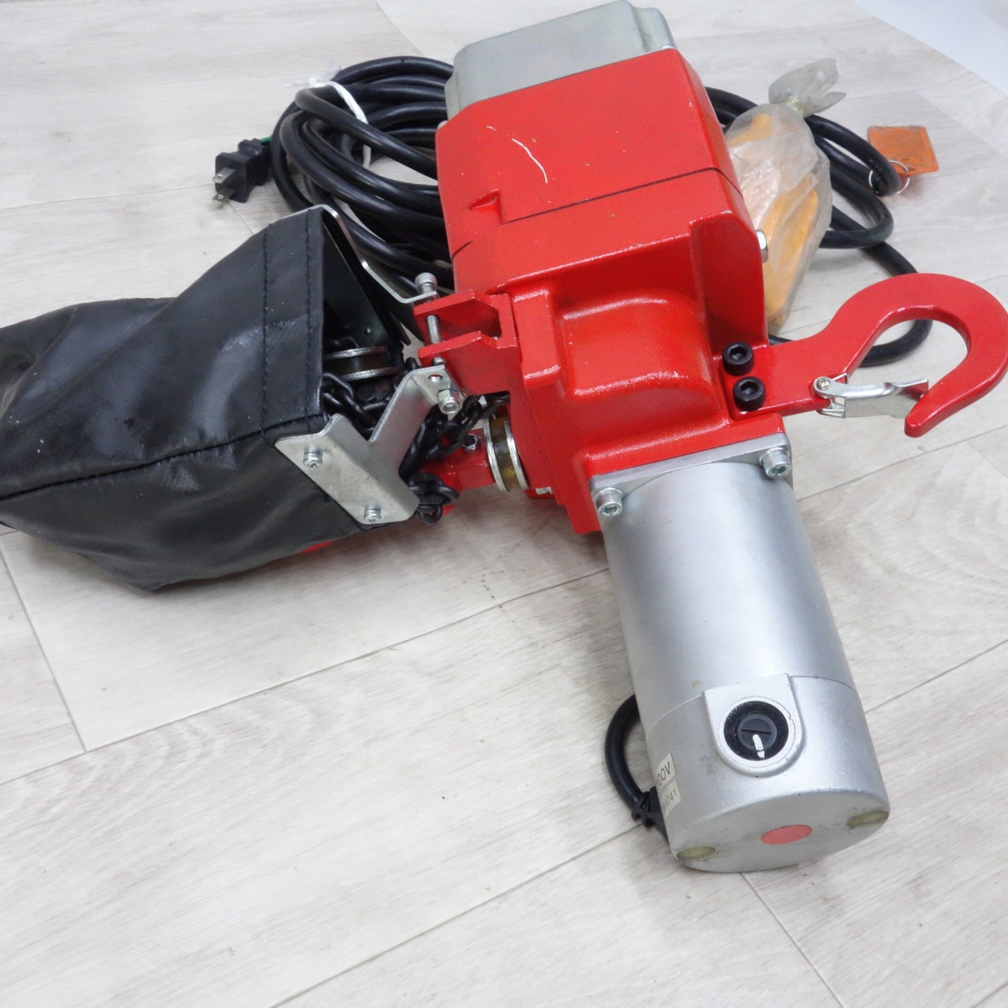 [送料無料] ◆ニッチ 小型 電動 チェーン ブロック 100kg 揚程 3m 100V RC2 ウインチ NITCHI◆