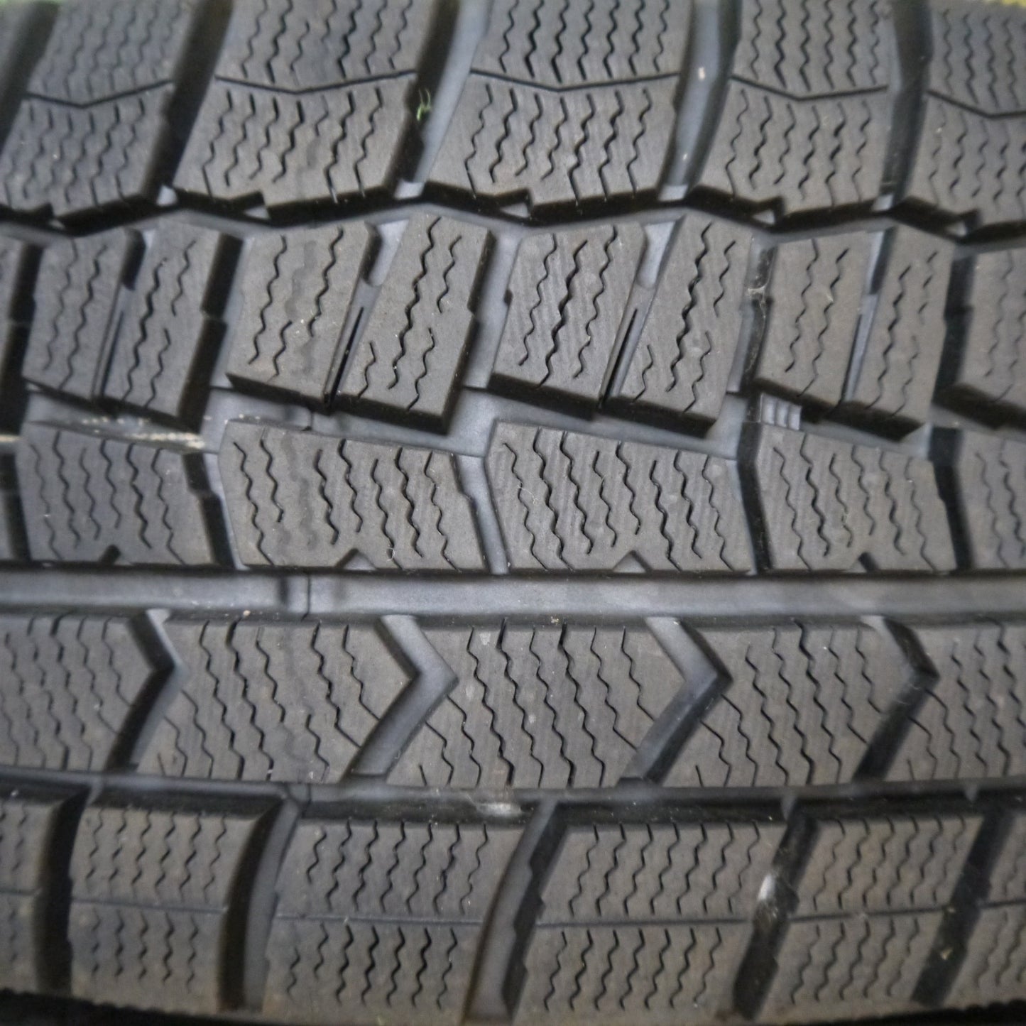 バリ溝！24年！キレイ！9.5分以上★スタッドレス 185/65R15 ダンロップ ウインターマックス WM02 RANBROS ランブロス 15インチ PCD100/4H★5093006Hス