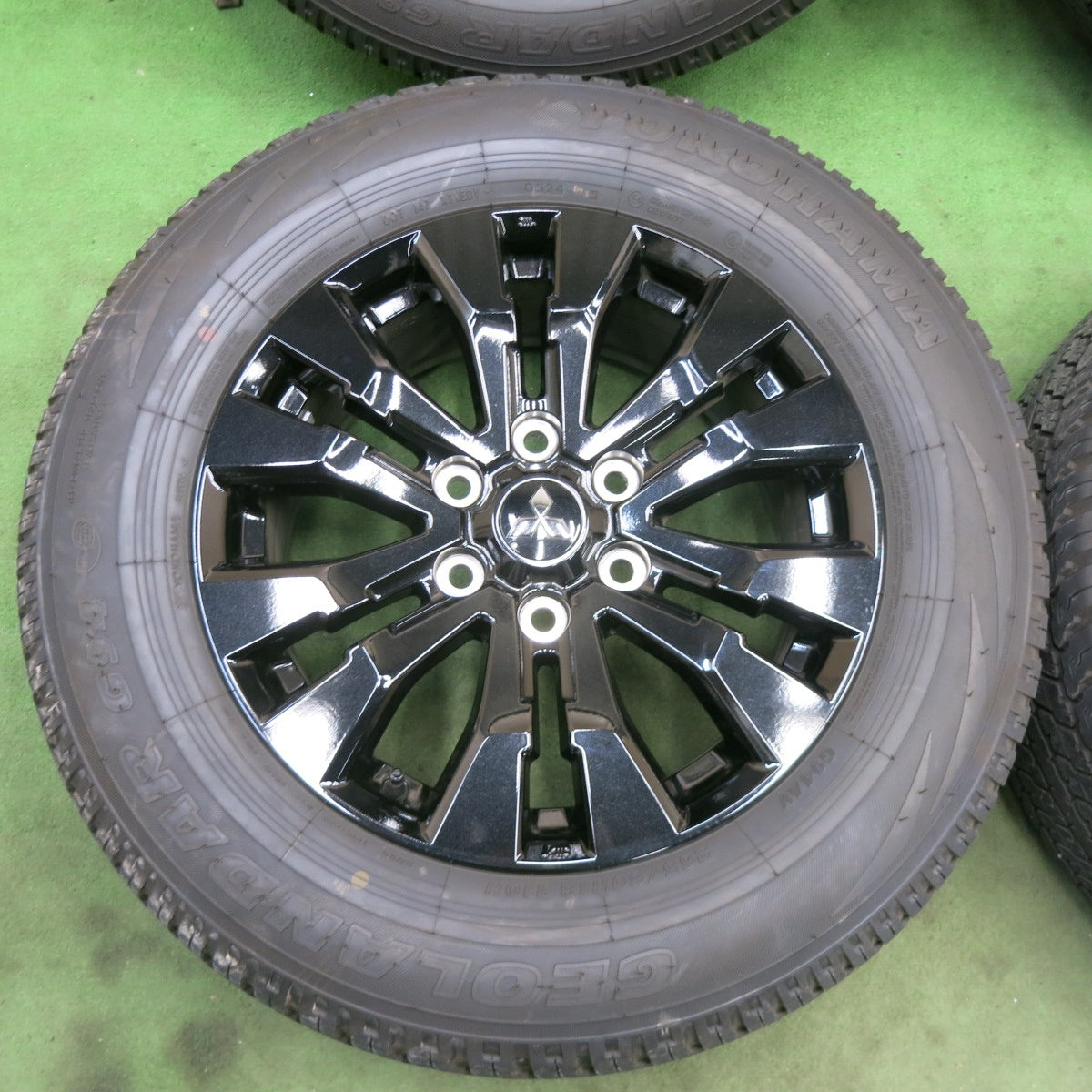 新車外し！24年★三菱 トライトン GSR 純正 265/60R18 ヨコハマ ジオランダー G94 18インチ PCD139.7/6H★6011907ナノ