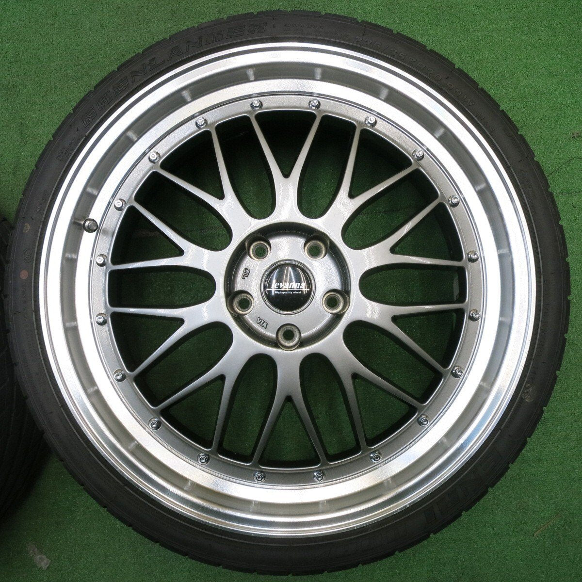 バリ溝 23年 綺麗 9.5分★Levanna V10-EX 225/35R20 245/30R20 グリンランダー ENRI U08 L-ZEAL 56 PCD114.3/5H★5032901NJノ