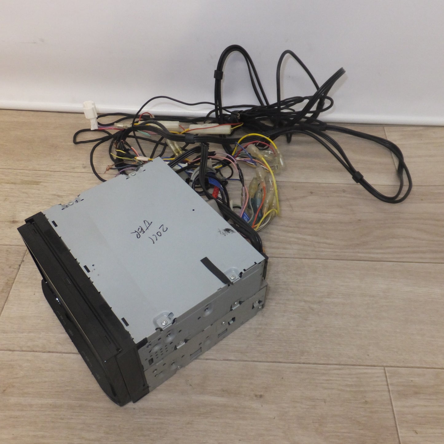 [送料無料] ★カロッツェリア carrozzeria AV一体型メモリーナビゲーション 楽ナビ AVIC-MRZ09[53]★