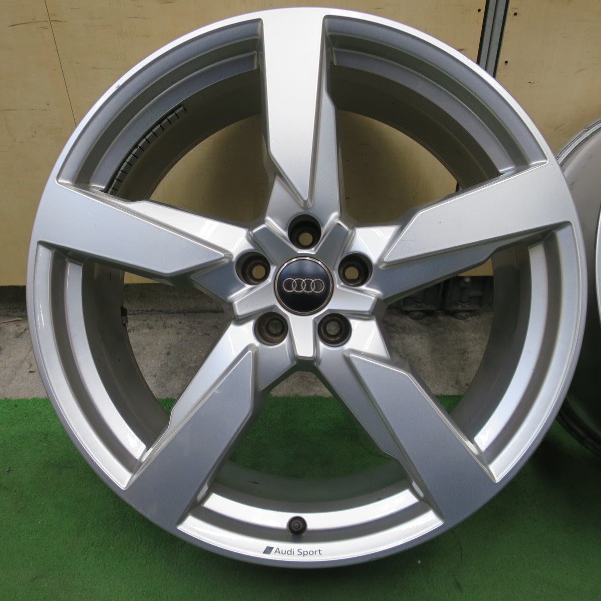 4本価格◎アウディ SQ5 純正 オプション OP ホイール 21インチ Audi 21×8.5J PCD112/5H◎6092201NGホ